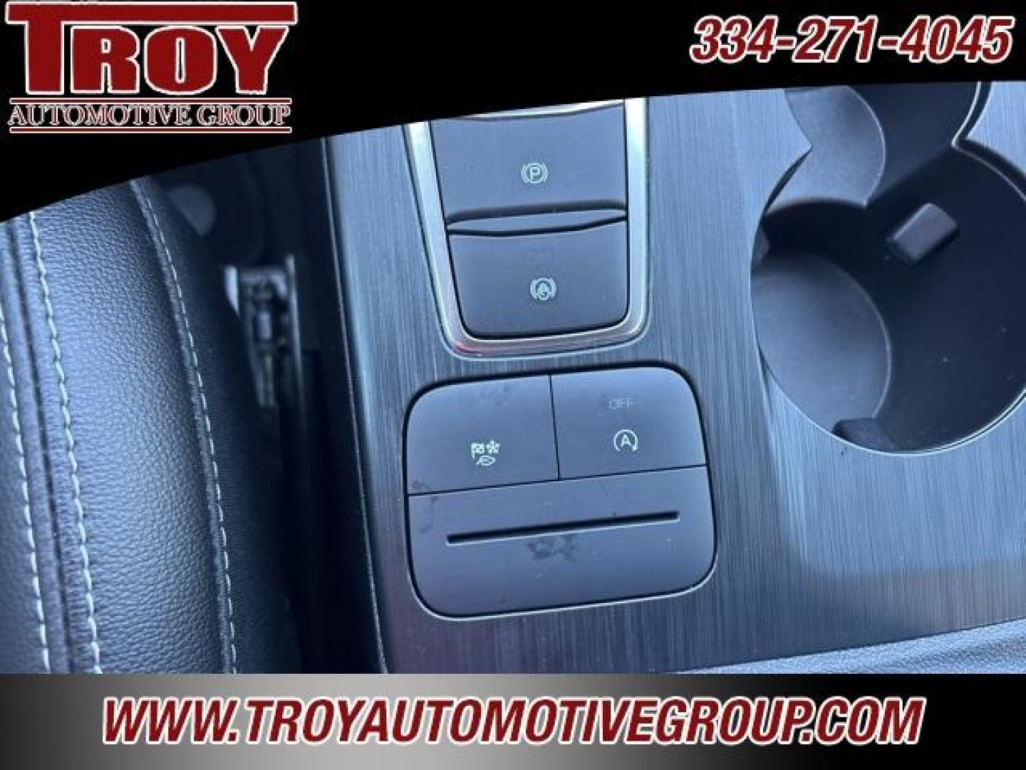 2022 Iconic Silver Metallic /Ebony Ford Escape SEL (1FMCU0H66NU) with an 1.5L EcoBoost engine, Automatic transmission, located at 6812 Atlanta Hwy, Montgomery, AL, 36117, (334) 271-4045, 32.382118, -86.178673 - Recent Arrival!<br>Leather Interior!!<br>Heated Seats!!<br><br>Iconic Silver Metallic 2022 Ford Escape SEL FWD 1.5L EcoBoost 8-Speed Automatic<br><br>Financing Available---Top Value for Trades.<br><br>Odometer is 16015 miles below market average! 28/34 City/Highway MPG - Photo#46