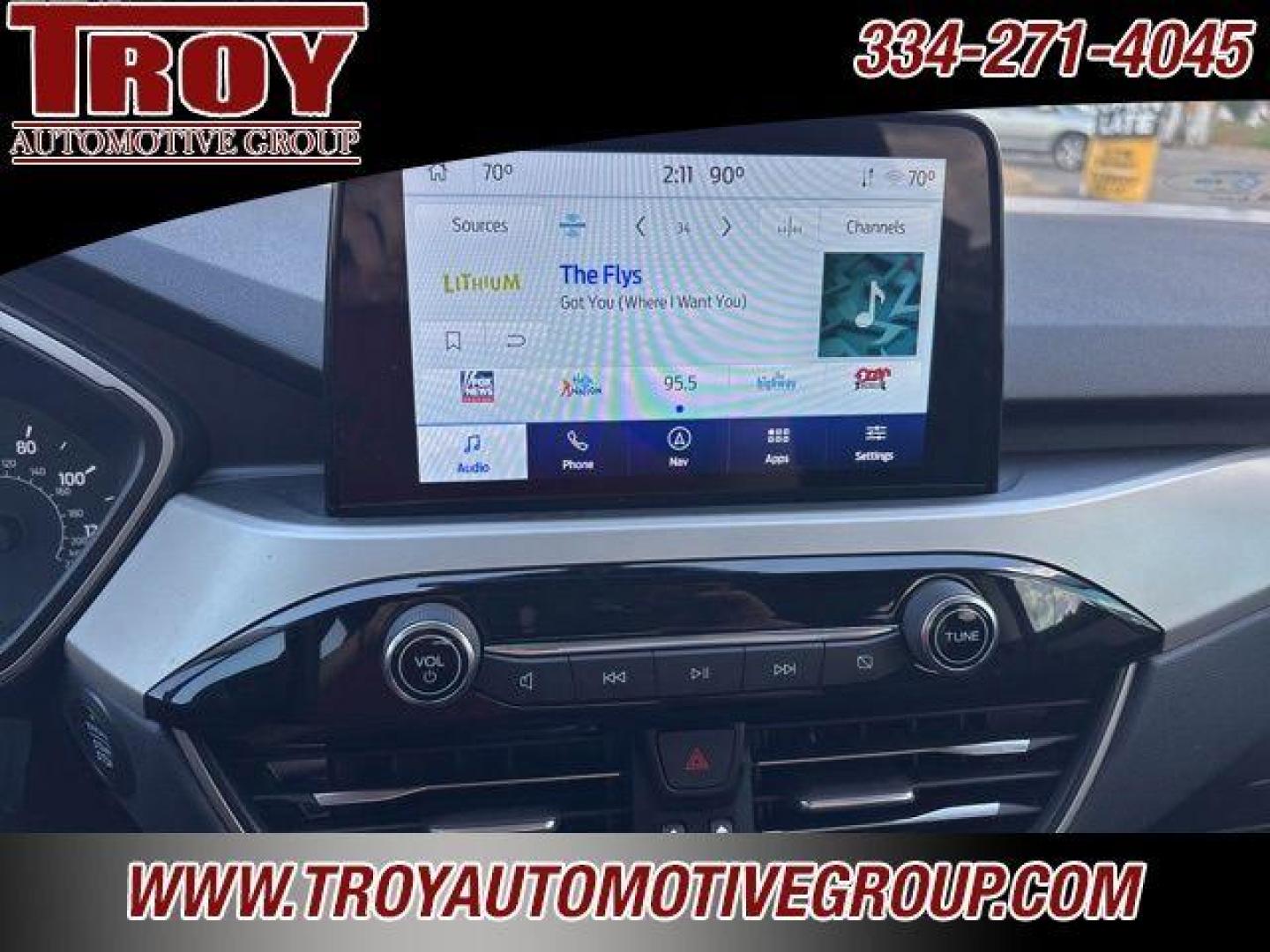 2022 Iconic Silver Metallic /Ebony Ford Escape SEL (1FMCU0H66NU) with an 1.5L EcoBoost engine, Automatic transmission, located at 6812 Atlanta Hwy, Montgomery, AL, 36117, (334) 271-4045, 32.382118, -86.178673 - Photo#39