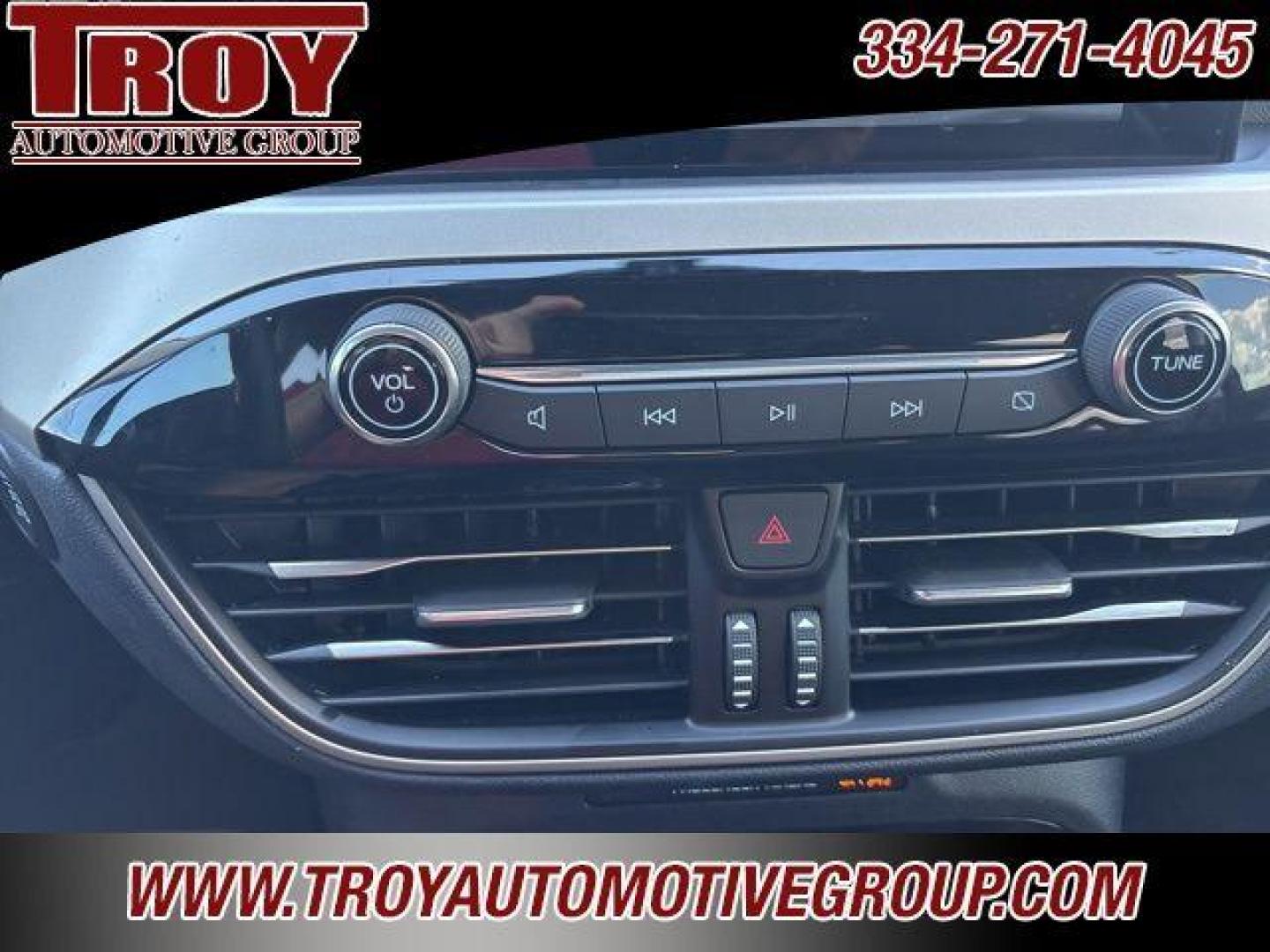 2022 Iconic Silver Metallic /Ebony Ford Escape SEL (1FMCU0H66NU) with an 1.5L EcoBoost engine, Automatic transmission, located at 6812 Atlanta Hwy, Montgomery, AL, 36117, (334) 271-4045, 32.382118, -86.178673 - Photo#41