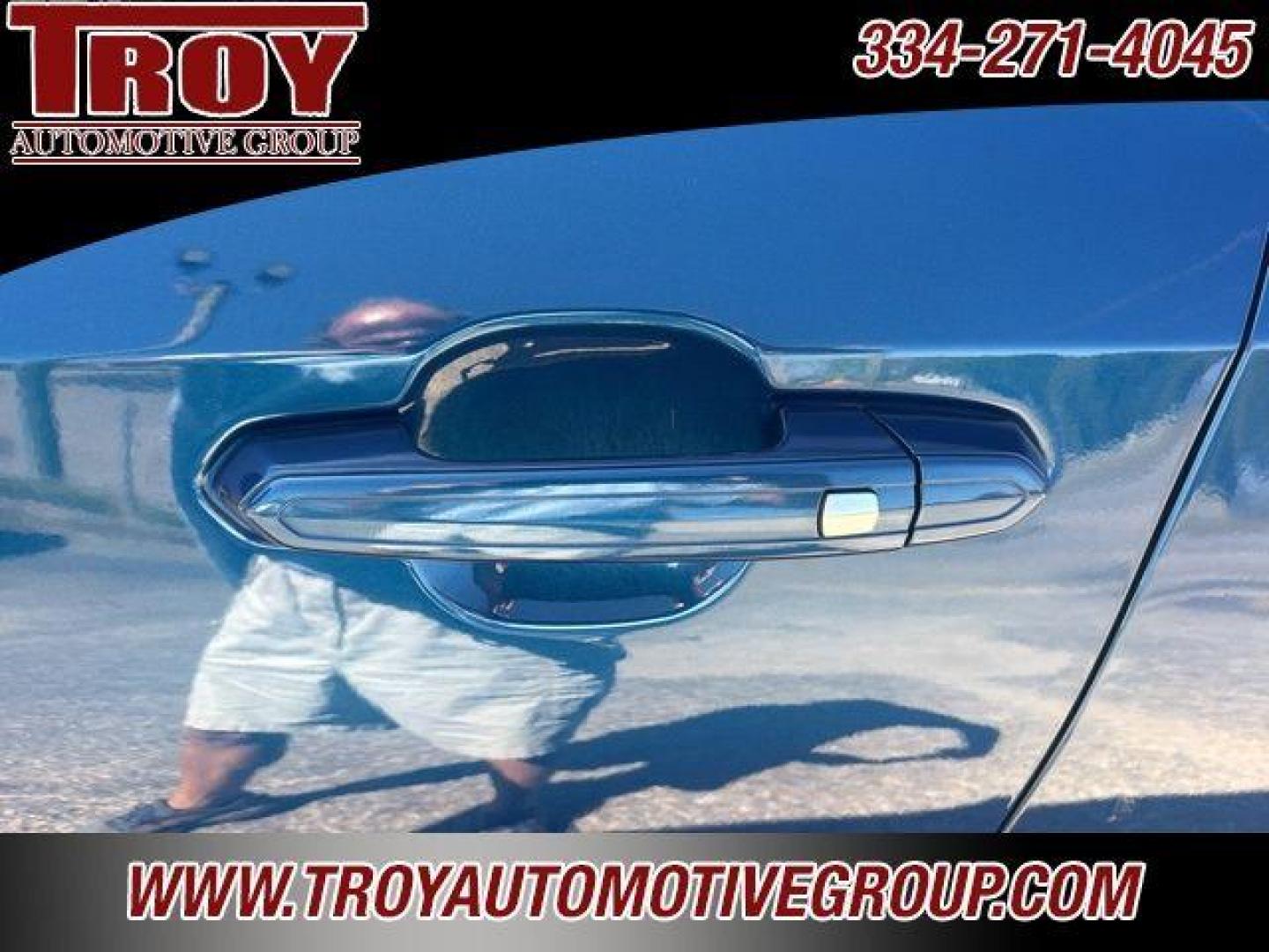 2019 Atlantic Metallic /Wheat Cadillac XT4 Sport (1GYFZFR4XKF) with an 2.0L I4 Turbocharged engine, Automatic transmission, located at 6812 Atlanta Hwy, Montgomery, AL, 36117, (334) 271-4045, 32.382118, -86.178673 - Photo#18