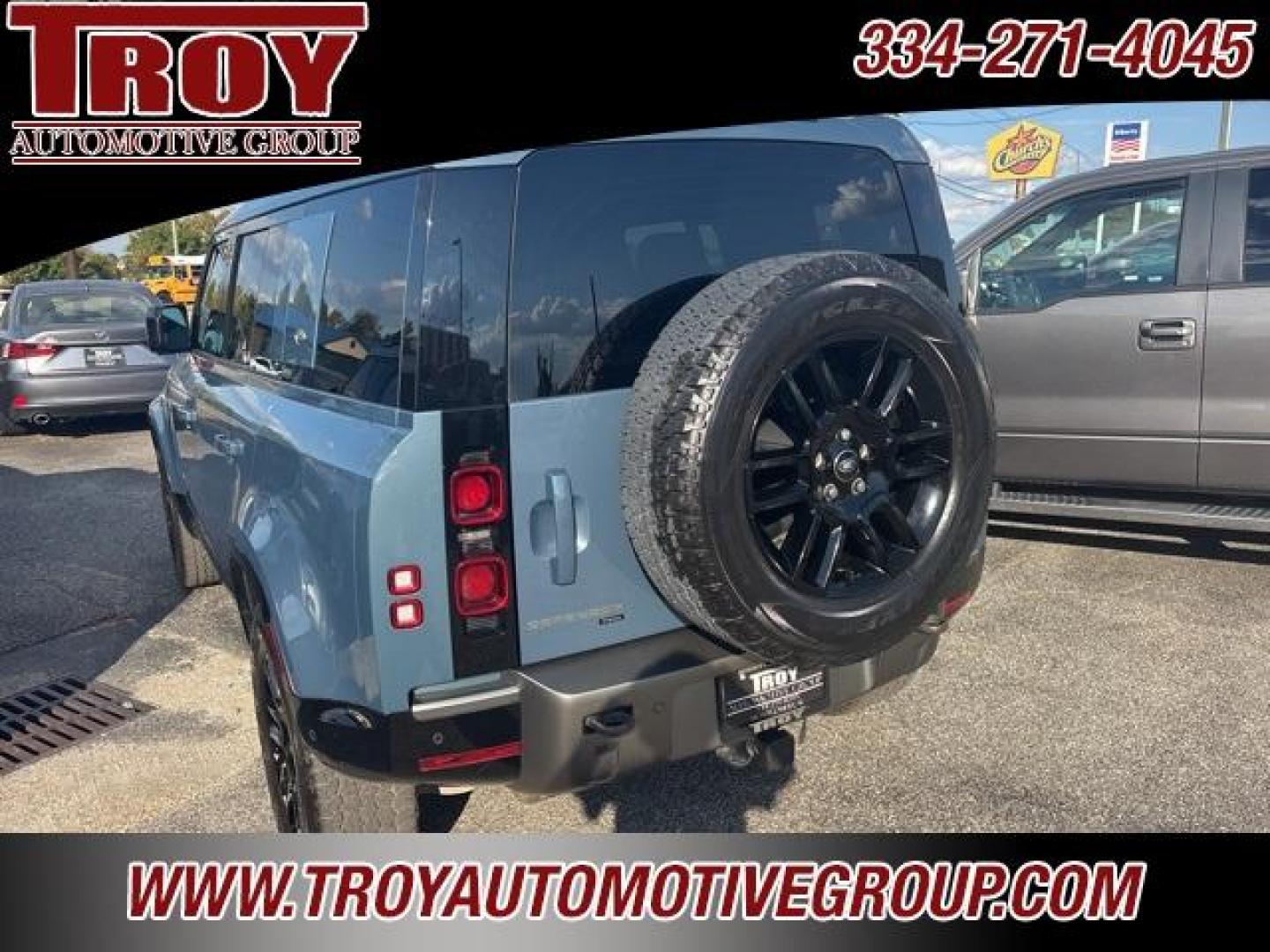 2023 Tasman Blue Metallic Land Rover Defender 110 X-Dynamic SE (SALE27EU5P2) with an 3.0L I6 engine, Automatic transmission, located at 6812 Atlanta Hwy, Montgomery, AL, 36117, (334) 271-4045, 32.382118, -86.178673 - Priced below KBB Fair Purchase Price!<br><br>Tasman Blue Metallic 2023 Land Rover Defender 110 X-Dynamic SE 4WD 3.0L I6 8-Speed Automatic<br><br>Financing Available---Top Value for Trades. - Photo#5