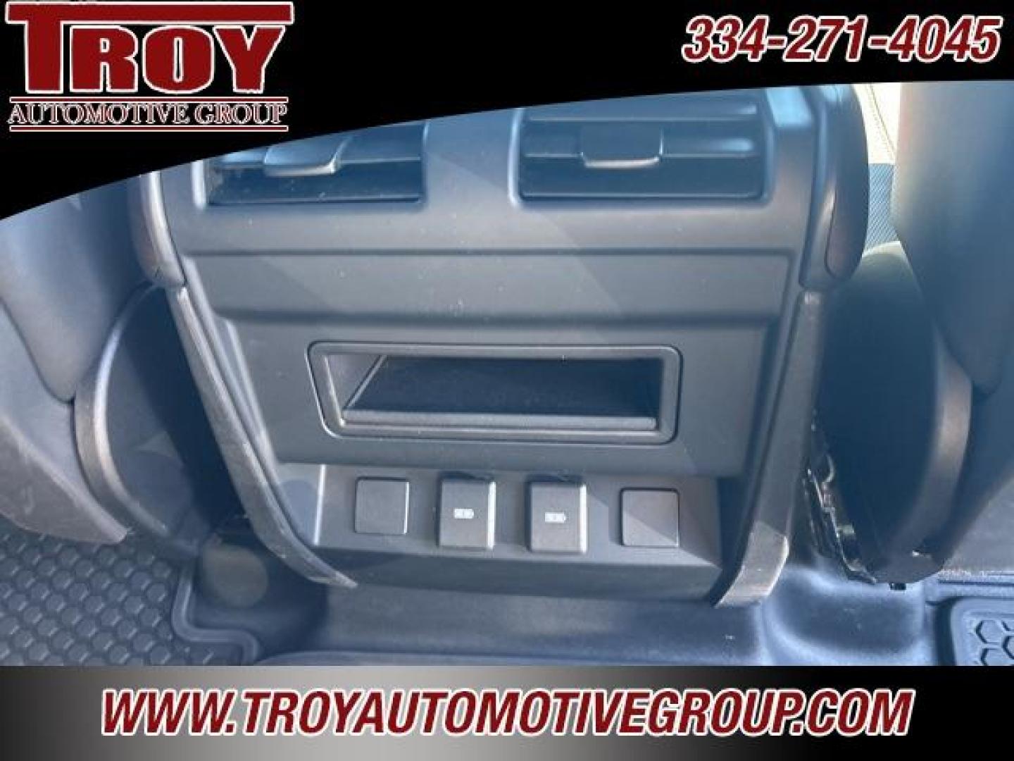 2023 Tasman Blue Metallic Land Rover Defender 110 X-Dynamic SE (SALE27EU5P2) with an 3.0L I6 engine, Automatic transmission, located at 6812 Atlanta Hwy, Montgomery, AL, 36117, (334) 271-4045, 32.382118, -86.178673 - Priced below KBB Fair Purchase Price!<br><br>Tasman Blue Metallic 2023 Land Rover Defender 110 X-Dynamic SE 4WD 3.0L I6 8-Speed Automatic<br><br>Financing Available---Top Value for Trades. - Photo#23