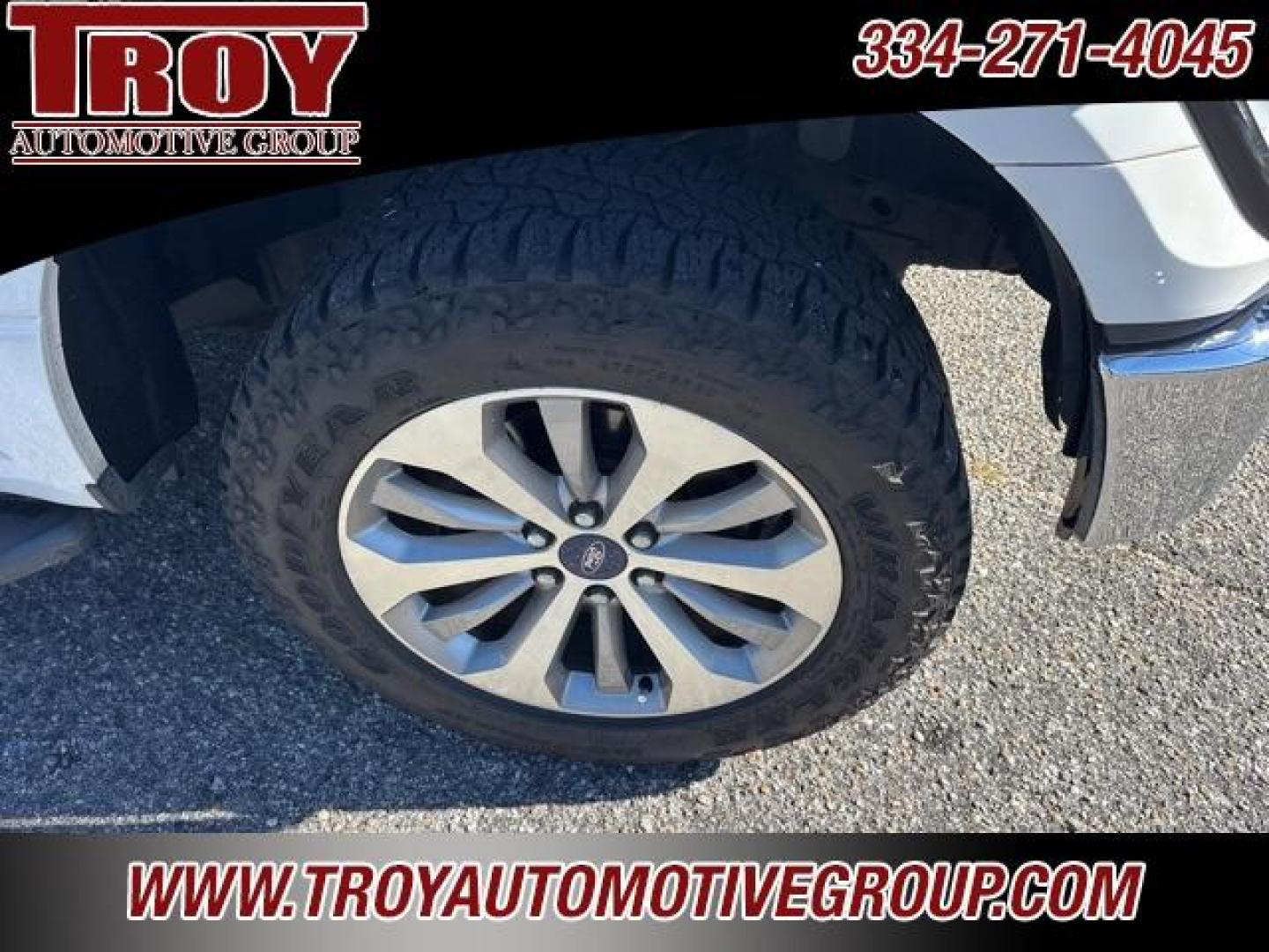 2015 Oxford White /Dark Earth Gray Ford F-150 XLT (1FTEX1EPXFF) with an 2.7L V6 EcoBoost engine, Automatic transmission, located at 6812 Atlanta Hwy, Montgomery, AL, 36117, (334) 271-4045, 32.382118, -86.178673 - Photo#20