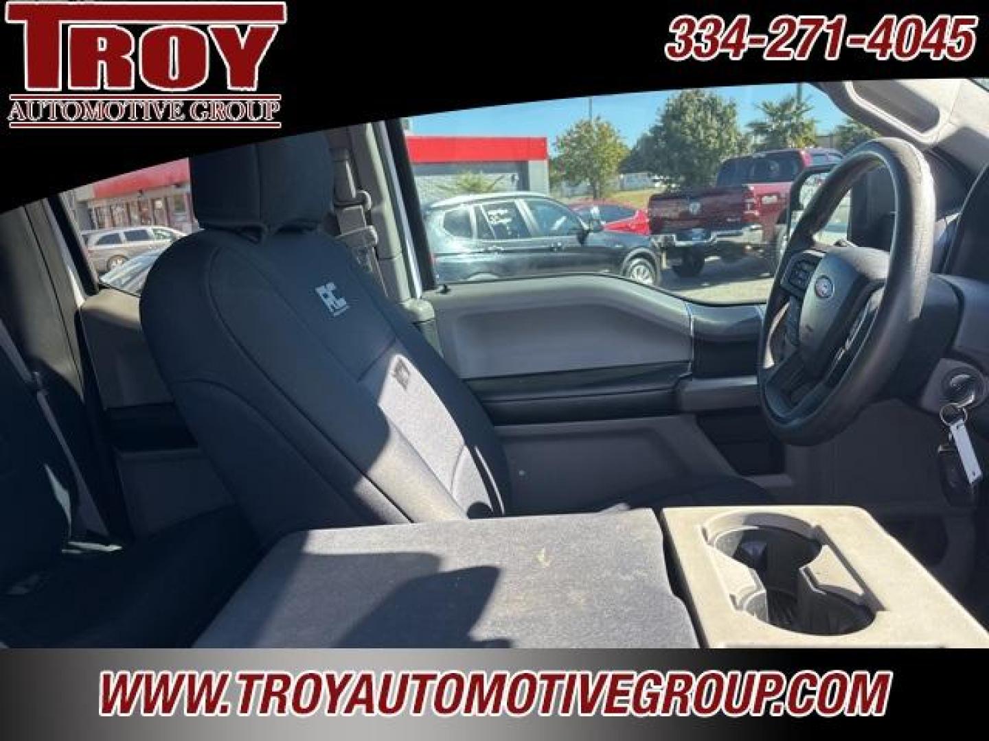 2015 Oxford White /Dark Earth Gray Ford F-150 XLT (1FTEX1EPXFF) with an 2.7L V6 EcoBoost engine, Automatic transmission, located at 6812 Atlanta Hwy, Montgomery, AL, 36117, (334) 271-4045, 32.382118, -86.178673 - Photo#32