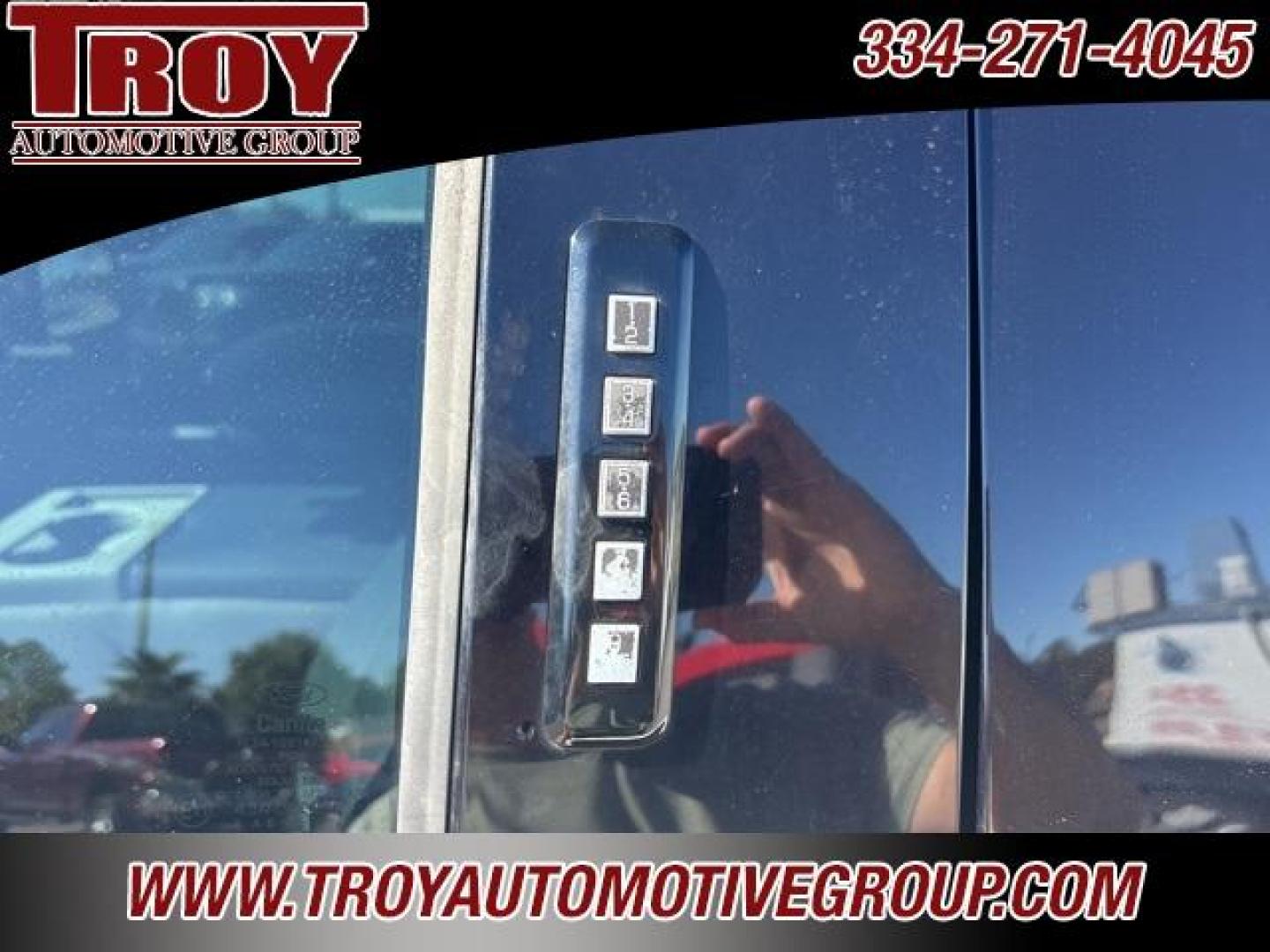 2015 Oxford White /Dark Earth Gray Ford F-150 XLT (1FTEX1EPXFF) with an 2.7L V6 EcoBoost engine, Automatic transmission, located at 6812 Atlanta Hwy, Montgomery, AL, 36117, (334) 271-4045, 32.382118, -86.178673 - Photo#35