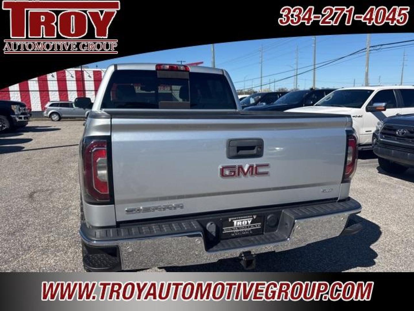 2018 Quicksilver Metallic /Dark Ash Seats With Jet Black Interior Accents GMC Sierra 1500 SLT (3GTU2NEC8JG) with an EcoTec3 5.3L V8 engine, Automatic transmission, located at 6812 Atlanta Hwy, Montgomery, AL, 36117, (334) 271-4045, 32.382118, -86.178673 - Photo#12