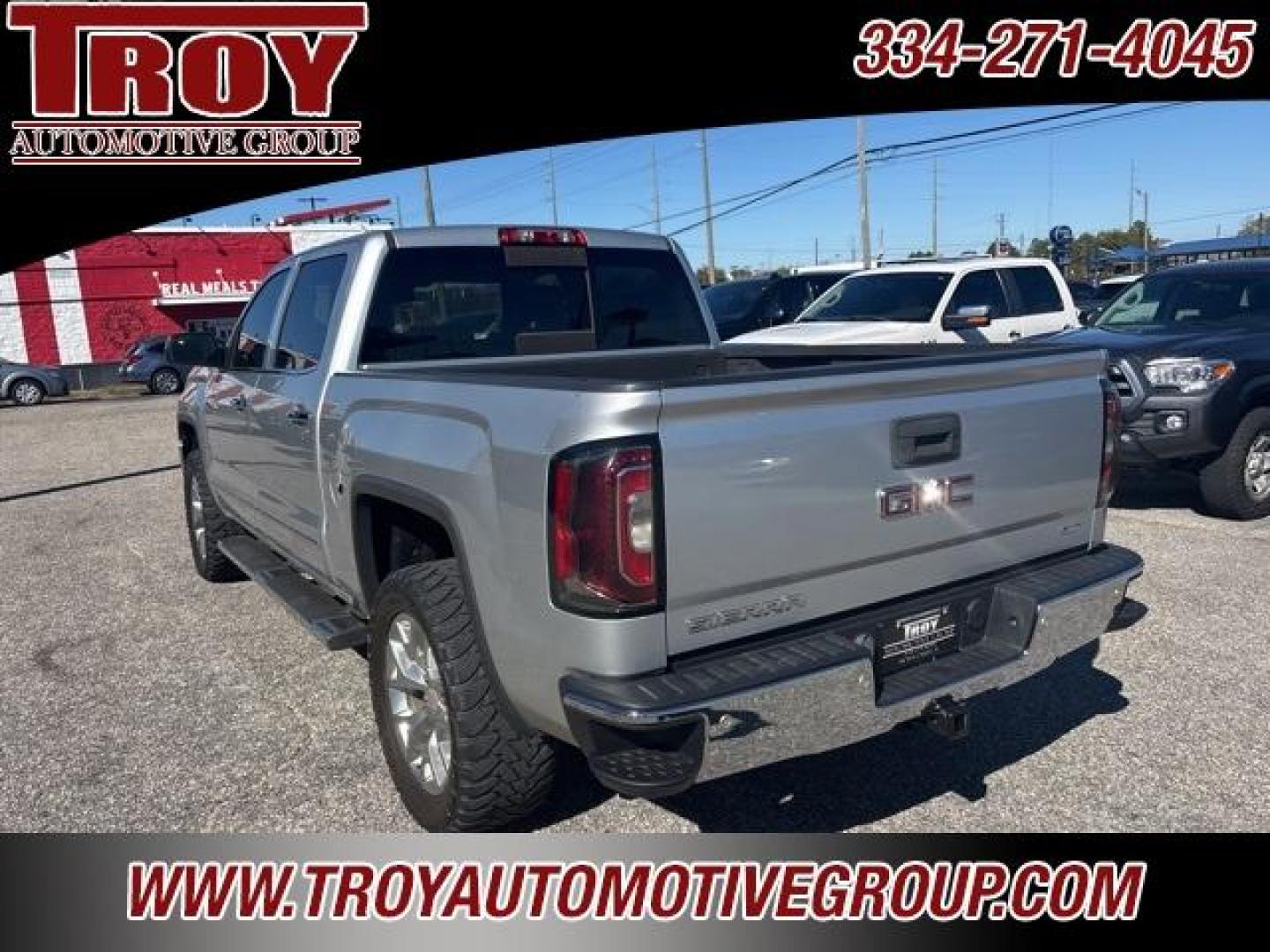 2018 Quicksilver Metallic /Dark Ash Seats With Jet Black Interior Accents GMC Sierra 1500 SLT (3GTU2NEC8JG) with an EcoTec3 5.3L V8 engine, Automatic transmission, located at 6812 Atlanta Hwy, Montgomery, AL, 36117, (334) 271-4045, 32.382118, -86.178673 - Photo#13
