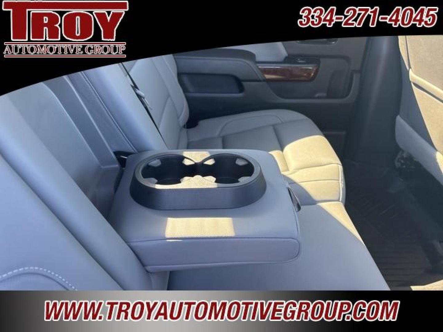 2018 Quicksilver Metallic /Dark Ash Seats With Jet Black Interior Accents GMC Sierra 1500 SLT (3GTU2NEC8JG) with an EcoTec3 5.3L V8 engine, Automatic transmission, located at 6812 Atlanta Hwy, Montgomery, AL, 36117, (334) 271-4045, 32.382118, -86.178673 - Photo#28