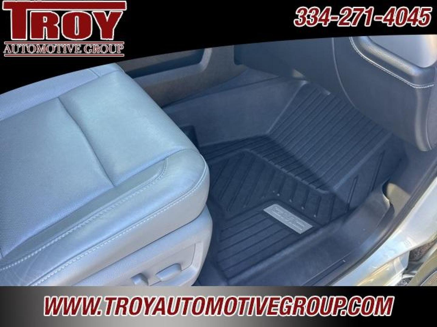 2018 Quicksilver Metallic /Dark Ash Seats With Jet Black Interior Accents GMC Sierra 1500 SLT (3GTU2NEC8JG) with an EcoTec3 5.3L V8 engine, Automatic transmission, located at 6812 Atlanta Hwy, Montgomery, AL, 36117, (334) 271-4045, 32.382118, -86.178673 - Photo#37