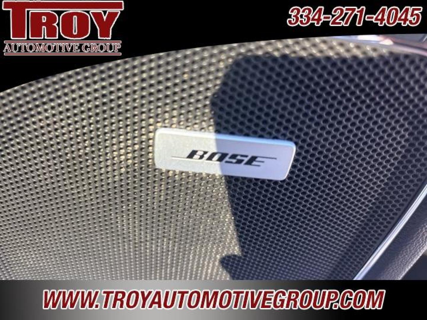 2018 Quicksilver Metallic /Dark Ash Seats With Jet Black Interior Accents GMC Sierra 1500 SLT (3GTU2NEC8JG) with an EcoTec3 5.3L V8 engine, Automatic transmission, located at 6812 Atlanta Hwy, Montgomery, AL, 36117, (334) 271-4045, 32.382118, -86.178673 - Photo#39