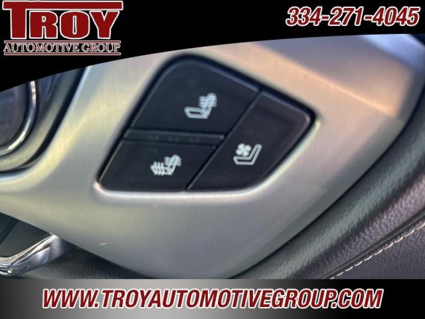 2018 Quicksilver Metallic /Dark Ash Seats With Jet Black Interior Accents GMC Sierra 1500 SLT (3GTU2NEC8JG) with an EcoTec3 5.3L V8 engine, Automatic transmission, located at 6812 Atlanta Hwy, Montgomery, AL, 36117, (334) 271-4045, 32.382118, -86.178673 - Photo#43