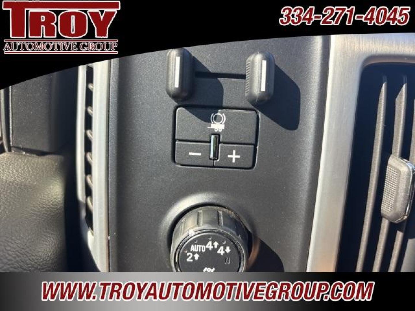 2018 Quicksilver Metallic /Dark Ash Seats With Jet Black Interior Accents GMC Sierra 1500 SLT (3GTU2NEC8JG) with an EcoTec3 5.3L V8 engine, Automatic transmission, located at 6812 Atlanta Hwy, Montgomery, AL, 36117, (334) 271-4045, 32.382118, -86.178673 - Photo#61