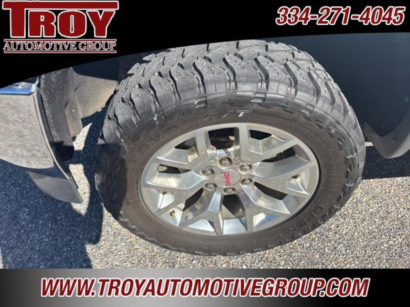 2018 Quicksilver Metallic /Dark Ash Seats With Jet Black Interior Accents GMC Sierra 1500 SLT (3GTU2NEC8JG) with an EcoTec3 5.3L V8 engine, Automatic transmission, located at 6812 Atlanta Hwy, Montgomery, AL, 36117, (334) 271-4045, 32.382118, -86.178673 - Photo#81