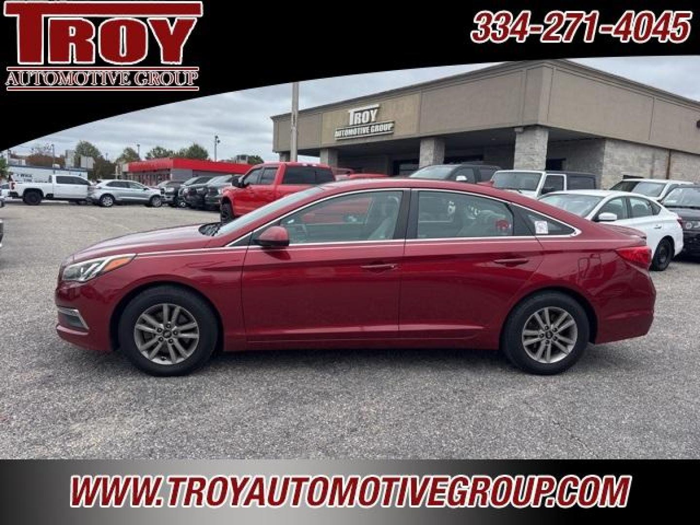 2015 Venetian Red Metallic /Gray Hyundai Sonata SE (5NPE24AF5FH) with an 2.4L I4 DGI DOHC 16V ULEV II 185hp engine, Automatic transmission, located at 6812 Atlanta Hwy, Montgomery, AL, 36117, (334) 271-4045, 32.382118, -86.178673 - 1-Owner!!<br>Excellent Service History!!<br>Engine Replaced At Hyundai at 117k!!<br>3-Keys!!!<br>Local Trade!!<br>Power Driver Seat!! - Photo#0
