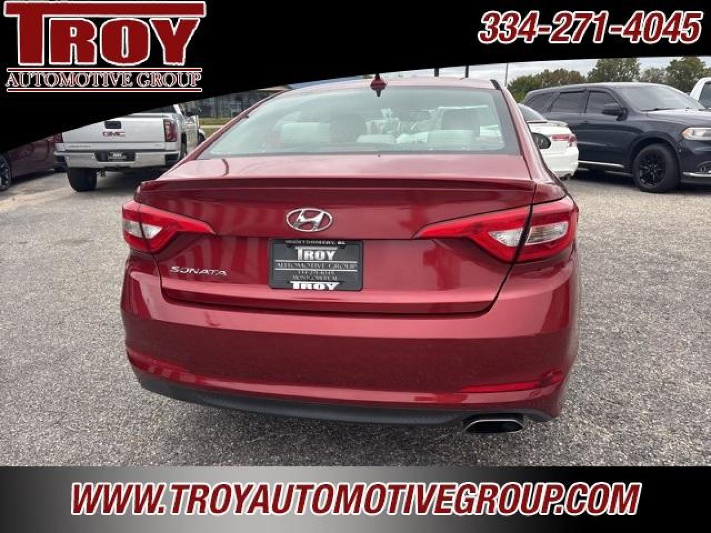 2015 Venetian Red Metallic /Gray Hyundai Sonata SE (5NPE24AF5FH) with an 2.4L I4 DGI DOHC 16V ULEV II 185hp engine, Automatic transmission, located at 6812 Atlanta Hwy, Montgomery, AL, 36117, (334) 271-4045, 32.382118, -86.178673 - 1-Owner!!<br>Excellent Service History!!<br>Engine Replaced At Hyundai at 117k!!<br>3-Keys!!!<br>Local Trade!!<br>Power Driver Seat!! - Photo#10