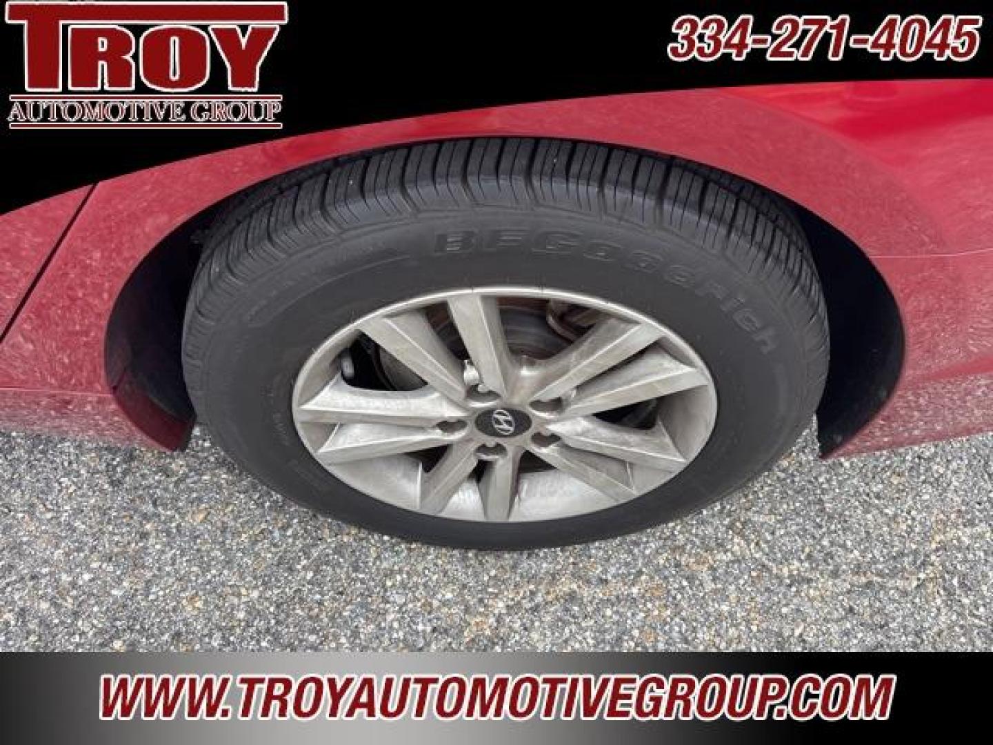 2015 Venetian Red Metallic /Gray Hyundai Sonata SE (5NPE24AF5FH) with an 2.4L I4 DGI DOHC 16V ULEV II 185hp engine, Automatic transmission, located at 6812 Atlanta Hwy, Montgomery, AL, 36117, (334) 271-4045, 32.382118, -86.178673 - 1-Owner!!<br>Excellent Service History!!<br>Engine Replaced At Hyundai at 117k!!<br>3-Keys!!!<br>Local Trade!!<br>Power Driver Seat!! - Photo#14