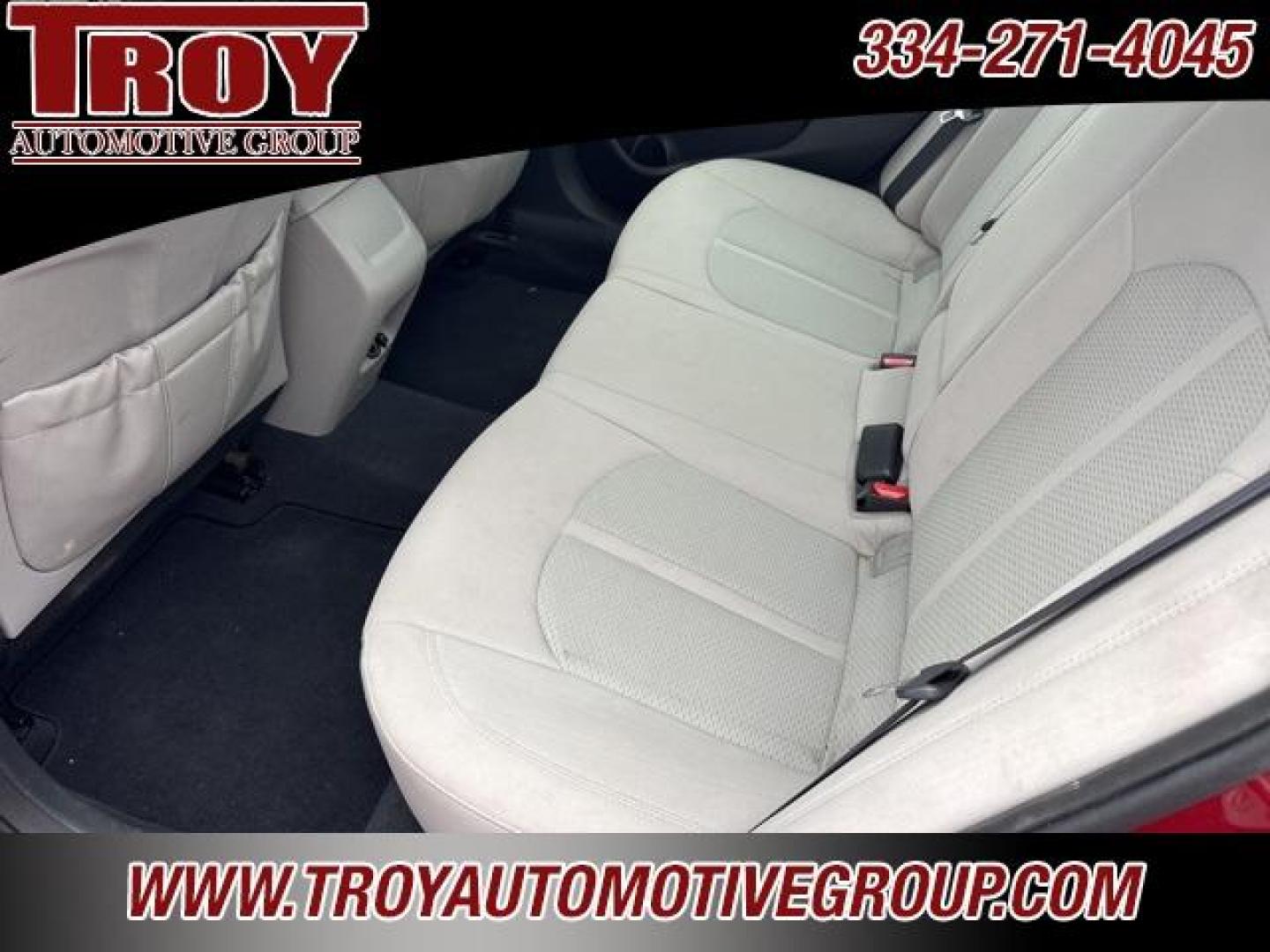 2015 Venetian Red Metallic /Gray Hyundai Sonata SE (5NPE24AF5FH) with an 2.4L I4 DGI DOHC 16V ULEV II 185hp engine, Automatic transmission, located at 6812 Atlanta Hwy, Montgomery, AL, 36117, (334) 271-4045, 32.382118, -86.178673 - 1-Owner!!<br>Excellent Service History!!<br>Engine Replaced At Hyundai at 117k!!<br>3-Keys!!!<br>Local Trade!!<br>Power Driver Seat!! - Photo#15