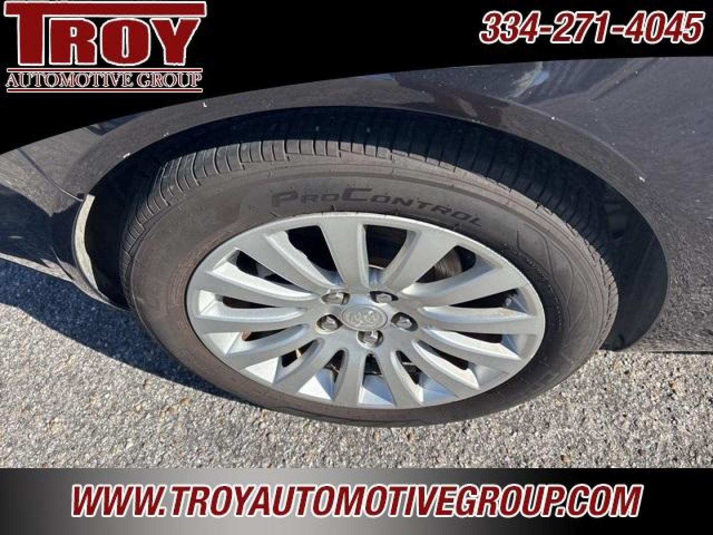 2012 Carbon Black Metallic /Ebony Buick Regal Base (2G4GR5EK6C9) with an 2.4L 4-Cylinder SIDI DOHC VVT engine, Automatic transmission, located at 6812 Atlanta Hwy, Montgomery, AL, 36117, (334) 271-4045, 32.382118, -86.178673 - Recent Arrival!<br><br>Carbon Black Metallic 2012 Buick Regal FWD 2.4L 4-Cylinder SIDI DOHC VVT 6-Speed Automatic Electronic with Overdrive<br><br>Financing Available---Top Value for Trades.<br><br>19/31 City/Highway MPG<br><br><br>Awards:<br> * 2012 IIHS Top Safety Pick * 2012 KBB.com 10 Most Co - Photo#18