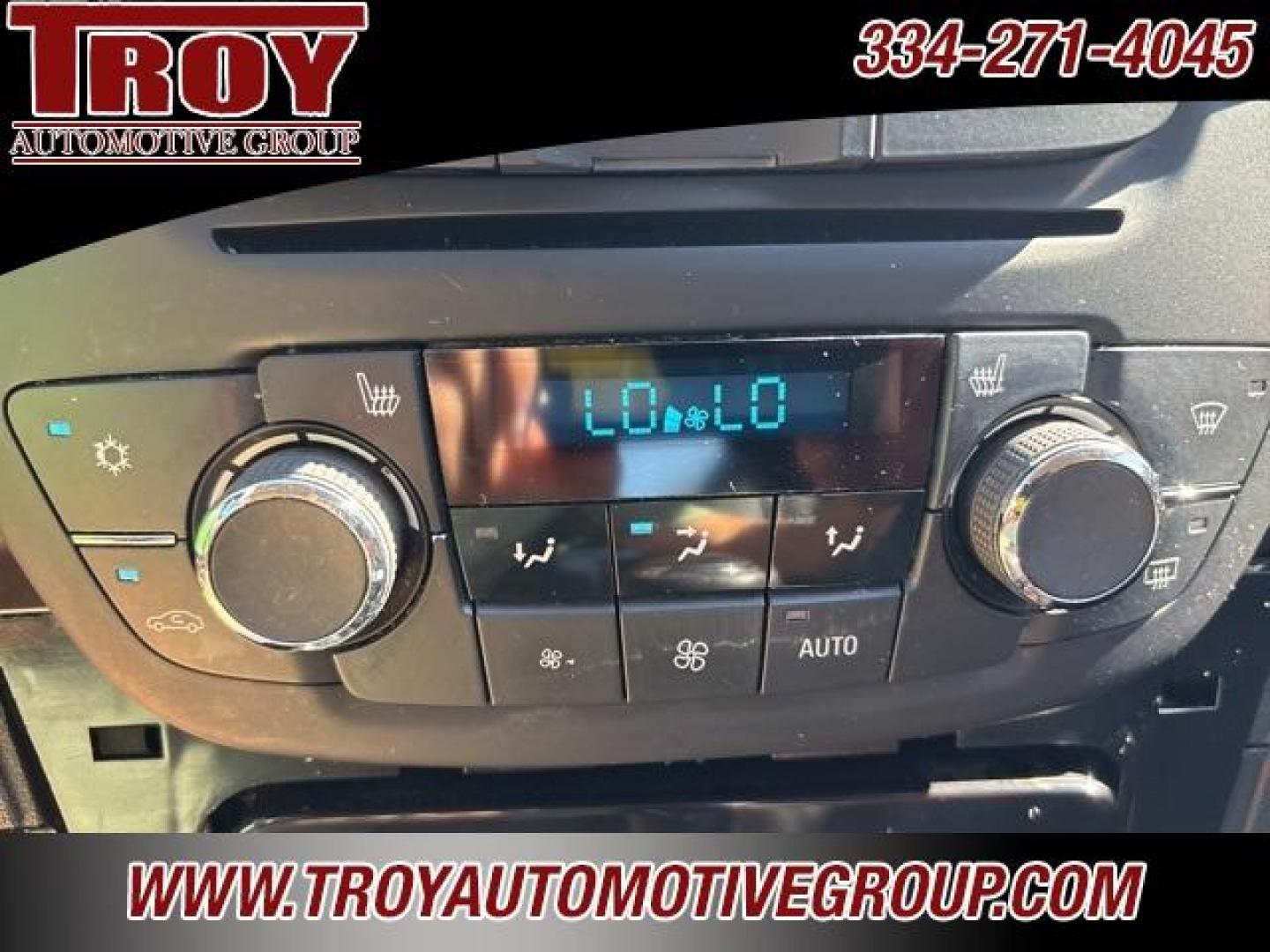 2012 Carbon Black Metallic /Ebony Buick Regal Base (2G4GR5EK6C9) with an 2.4L 4-Cylinder SIDI DOHC VVT engine, Automatic transmission, located at 6812 Atlanta Hwy, Montgomery, AL, 36117, (334) 271-4045, 32.382118, -86.178673 - Recent Arrival!<br><br>Carbon Black Metallic 2012 Buick Regal FWD 2.4L 4-Cylinder SIDI DOHC VVT 6-Speed Automatic Electronic with Overdrive<br><br>Financing Available---Top Value for Trades.<br><br>19/31 City/Highway MPG<br><br><br>Awards:<br> * 2012 IIHS Top Safety Pick * 2012 KBB.com 10 Most Co - Photo#42