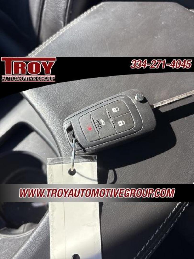 2012 Carbon Black Metallic /Ebony Buick Regal Base (2G4GR5EK6C9) with an 2.4L 4-Cylinder SIDI DOHC VVT engine, Automatic transmission, located at 6812 Atlanta Hwy, Montgomery, AL, 36117, (334) 271-4045, 32.382118, -86.178673 - Recent Arrival!<br><br>Carbon Black Metallic 2012 Buick Regal FWD 2.4L 4-Cylinder SIDI DOHC VVT 6-Speed Automatic Electronic with Overdrive<br><br>Financing Available---Top Value for Trades.<br><br>19/31 City/Highway MPG<br><br><br>Awards:<br> * 2012 IIHS Top Safety Pick * 2012 KBB.com 10 Most Co - Photo#44