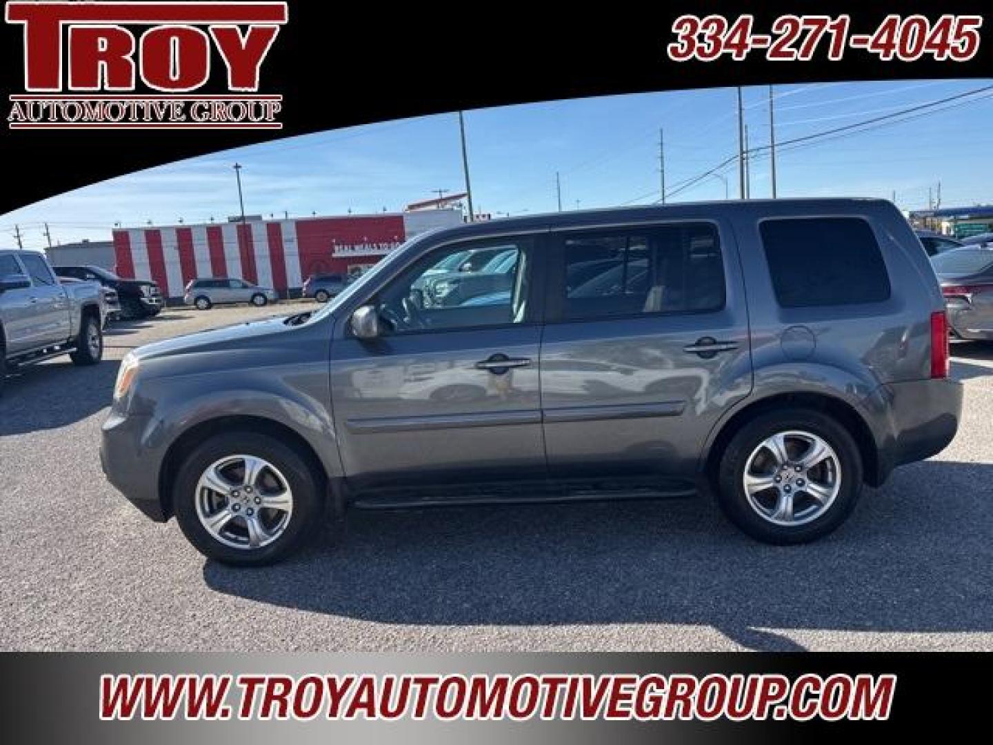 2013 Polished Metal Metallic /Gray Honda Pilot EX-L (5FNYF3H50DB) with an 3.5L V6 SOHC i-VTEC VCM 24V engine, Automatic transmission, located at 6812 Atlanta Hwy, Montgomery, AL, 36117, (334) 271-4045, 32.382118, -86.178673 - Leather Interior!!<br>3rd Seat!!<br>2-Master Keys!! - Photo#17