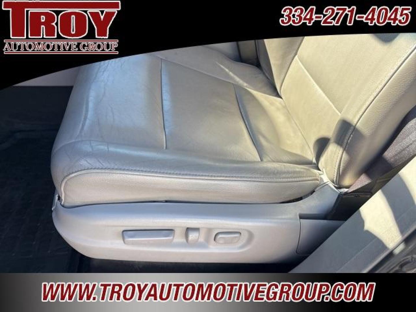 2013 Polished Metal Metallic /Gray Honda Pilot EX-L (5FNYF3H50DB) with an 3.5L V6 SOHC i-VTEC VCM 24V engine, Automatic transmission, located at 6812 Atlanta Hwy, Montgomery, AL, 36117, (334) 271-4045, 32.382118, -86.178673 - Leather Interior!!<br>3rd Seat!!<br>2-Master Keys!! - Photo#35