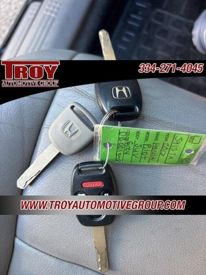 2013 Polished Metal Metallic /Gray Honda Pilot EX-L (5FNYF3H50DB) with an 3.5L V6 SOHC i-VTEC VCM 24V engine, Automatic transmission, located at 6812 Atlanta Hwy, Montgomery, AL, 36117, (334) 271-4045, 32.382118, -86.178673 - Leather Interior!!<br>3rd Seat!!<br>2-Master Keys!! - Photo#51