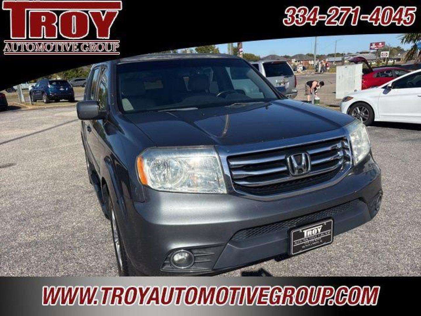 2013 Polished Metal Metallic /Gray Honda Pilot EX-L (5FNYF3H50DB) with an 3.5L V6 SOHC i-VTEC VCM 24V engine, Automatic transmission, located at 6812 Atlanta Hwy, Montgomery, AL, 36117, (334) 271-4045, 32.382118, -86.178673 - Leather Interior!!<br>3rd Seat!!<br>2-Master Keys!! - Photo#5