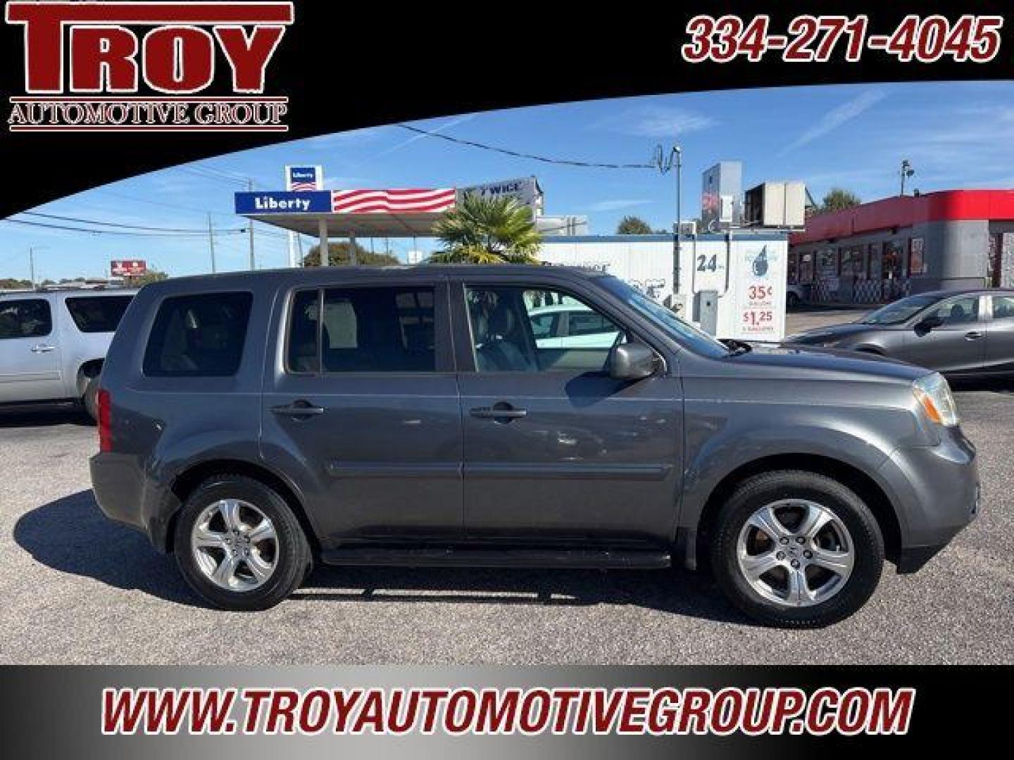 2013 Polished Metal Metallic /Gray Honda Pilot EX-L (5FNYF3H50DB) with an 3.5L V6 SOHC i-VTEC VCM 24V engine, Automatic transmission, located at 6812 Atlanta Hwy, Montgomery, AL, 36117, (334) 271-4045, 32.382118, -86.178673 - Leather Interior!!<br>3rd Seat!!<br>2-Master Keys!! - Photo#9