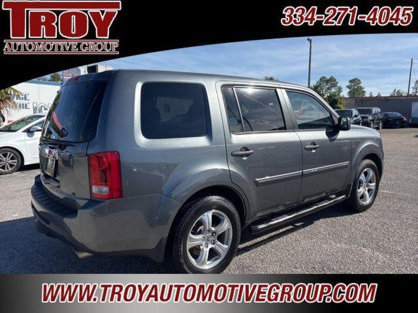 2013 Polished Metal Metallic /Gray Honda Pilot EX-L (5FNYF3H50DB) with an 3.5L V6 SOHC i-VTEC VCM 24V engine, Automatic transmission, located at 6812 Atlanta Hwy, Montgomery, AL, 36117, (334) 271-4045, 32.382118, -86.178673 - Leather Interior!!<br>3rd Seat!!<br>2-Master Keys!! - Photo#10