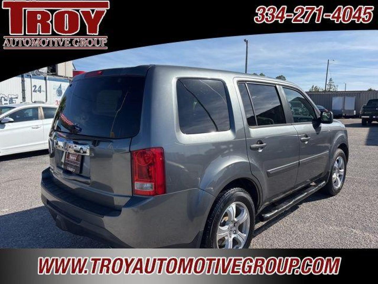 2013 Polished Metal Metallic /Gray Honda Pilot EX-L (5FNYF3H50DB) with an 3.5L V6 SOHC i-VTEC VCM 24V engine, Automatic transmission, located at 6812 Atlanta Hwy, Montgomery, AL, 36117, (334) 271-4045, 32.382118, -86.178673 - Leather Interior!!<br>3rd Seat!!<br>2-Master Keys!! - Photo#11