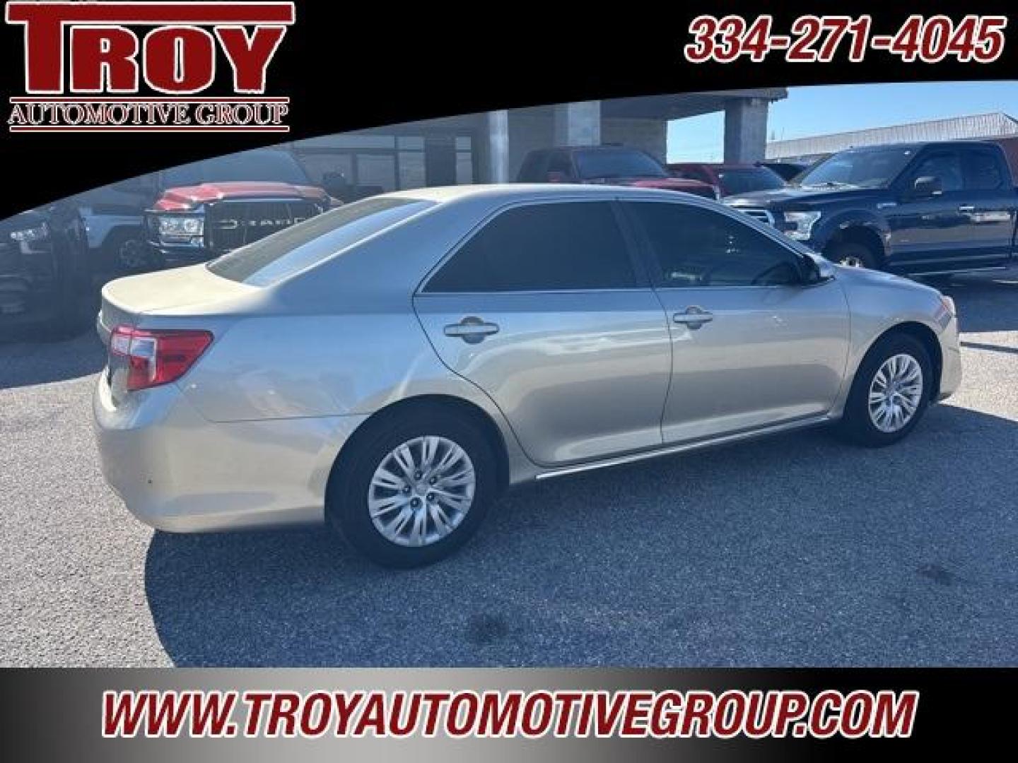 2013 Champagne Mica /Ivory Toyota Camry (4T4BF1FK4DR) with an 2.5L I4 SMPI DOHC engine, Automatic transmission, located at 6812 Atlanta Hwy, Montgomery, AL, 36117, (334) 271-4045, 32.382118, -86.178673 - Champagne Mica 2013 Toyota Camry FWD 2.5L I4 SMPI DOHC 6-Speed Automatic<br><br>Financing Available---Top Value for Trades.<br><br>25/35 City/Highway MPG<br><br><br>Awards:<br> * 2013 KBB.com 10 Best New Sedans Under $25,000 * 2013 KBB.com Best Resale Value Awards * 2013 KBB.com Brand Image Awa - Photo#8