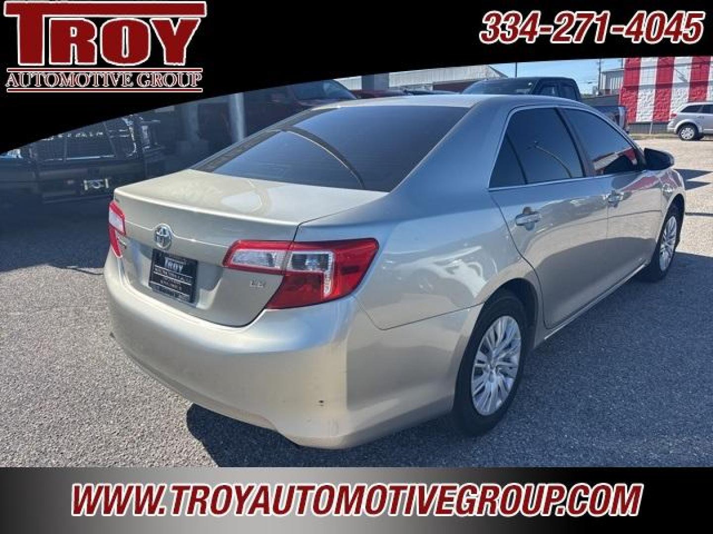 2013 Champagne Mica /Ivory Toyota Camry (4T4BF1FK4DR) with an 2.5L I4 SMPI DOHC engine, Automatic transmission, located at 6812 Atlanta Hwy, Montgomery, AL, 36117, (334) 271-4045, 32.382118, -86.178673 - Champagne Mica 2013 Toyota Camry FWD 2.5L I4 SMPI DOHC 6-Speed Automatic<br><br>Financing Available---Top Value for Trades.<br><br>25/35 City/Highway MPG<br><br><br>Awards:<br> * 2013 KBB.com 10 Best New Sedans Under $25,000 * 2013 KBB.com Best Resale Value Awards * 2013 KBB.com Brand Image Awa - Photo#9