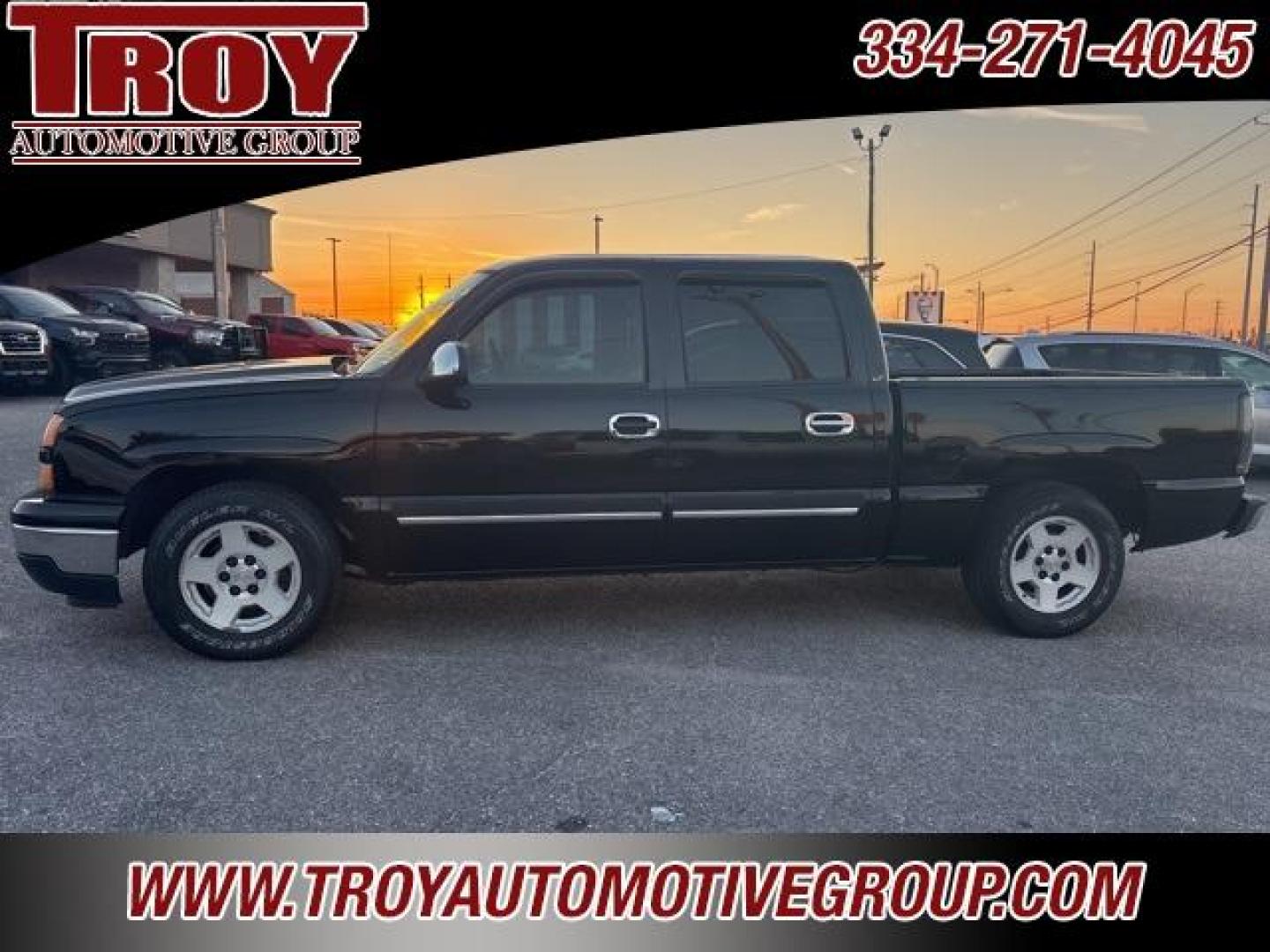 2006 Black /Tan Chevrolet Silverado 1500 LT (2GCEC13T261) with an Vortec 5.3L V8 SFI engine, Automatic transmission, located at 6812 Atlanta Hwy, Montgomery, AL, 36117, (334) 271-4045, 32.382118, -86.178673 - 1-Owner!!<br>DVD In Headrest!!<br>Tow Package!! - Photo#2