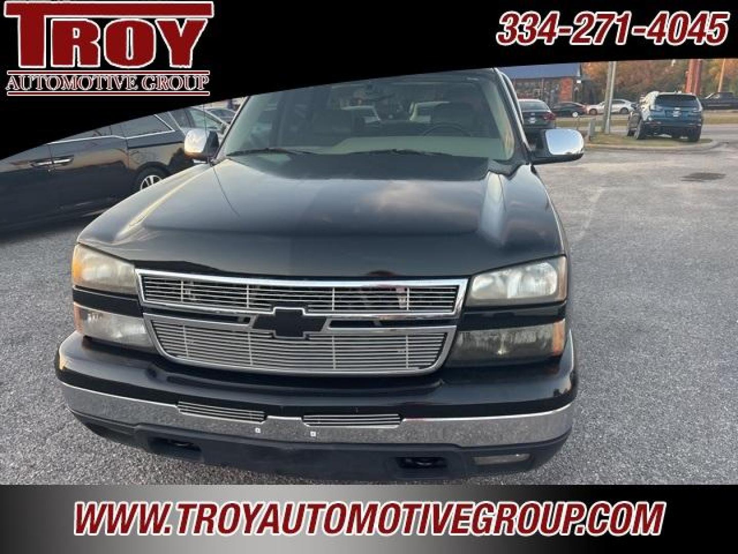 2006 Black /Tan Chevrolet Silverado 1500 LT (2GCEC13T261) with an Vortec 5.3L V8 SFI engine, Automatic transmission, located at 6812 Atlanta Hwy, Montgomery, AL, 36117, (334) 271-4045, 32.382118, -86.178673 - 1-Owner!!<br>DVD In Headrest!!<br>Tow Package!! - Photo#5