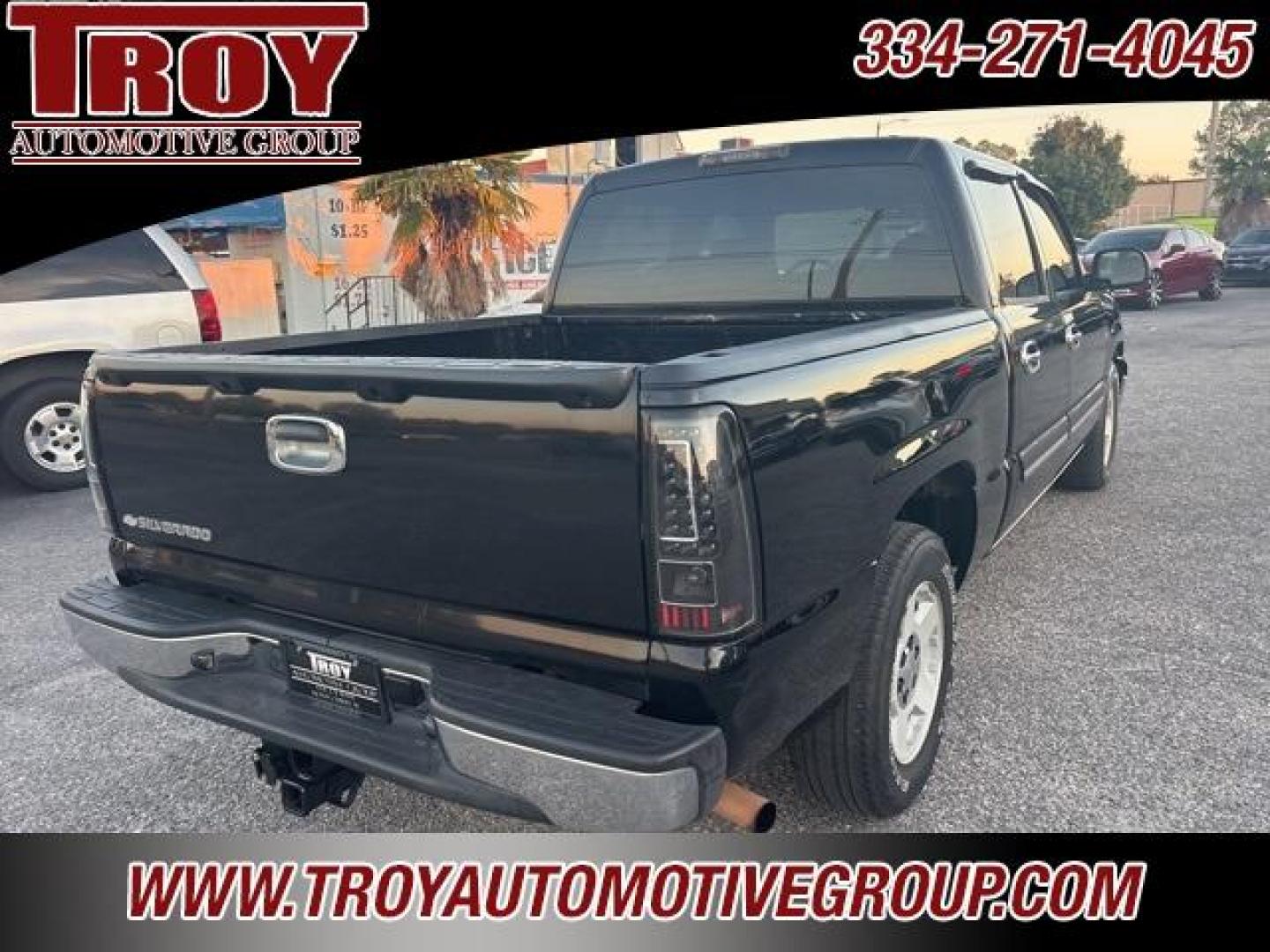2006 Black /Tan Chevrolet Silverado 1500 LT (2GCEC13T261) with an Vortec 5.3L V8 SFI engine, Automatic transmission, located at 6812 Atlanta Hwy, Montgomery, AL, 36117, (334) 271-4045, 32.382118, -86.178673 - 1-Owner!!<br>DVD In Headrest!!<br>Tow Package!! - Photo#9