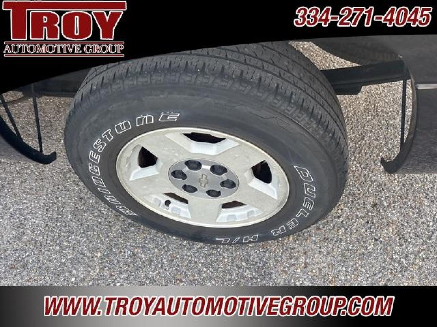 2006 Black /Tan Chevrolet Silverado 1500 LT (2GCEC13T261) with an Vortec 5.3L V8 SFI engine, Automatic transmission, located at 6812 Atlanta Hwy, Montgomery, AL, 36117, (334) 271-4045, 32.382118, -86.178673 - 1-Owner!!<br>DVD In Headrest!!<br>Tow Package!! - Photo#12