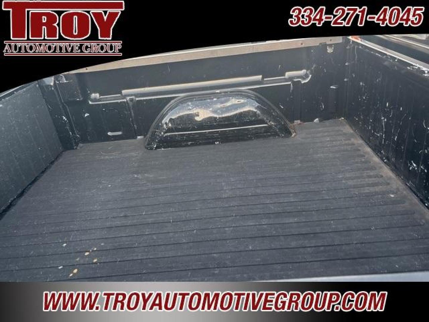 2006 Black /Tan Chevrolet Silverado 1500 LT (2GCEC13T261) with an Vortec 5.3L V8 SFI engine, Automatic transmission, located at 6812 Atlanta Hwy, Montgomery, AL, 36117, (334) 271-4045, 32.382118, -86.178673 - 1-Owner!!<br>DVD In Headrest!!<br>Tow Package!! - Photo#17