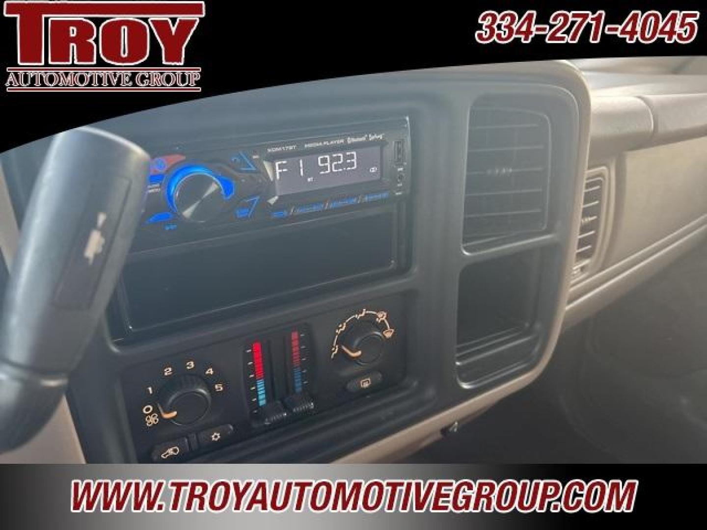 2006 Black /Tan Chevrolet Silverado 1500 LT (2GCEC13T261) with an Vortec 5.3L V8 SFI engine, Automatic transmission, located at 6812 Atlanta Hwy, Montgomery, AL, 36117, (334) 271-4045, 32.382118, -86.178673 - 1-Owner!!<br>DVD In Headrest!!<br>Tow Package!! - Photo#37