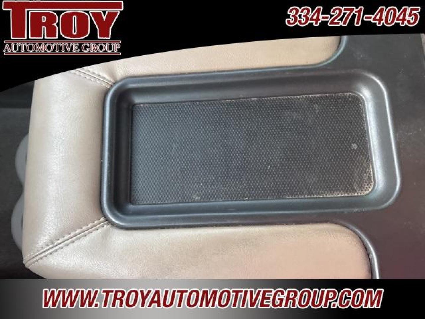 2006 Black /Tan Chevrolet Silverado 1500 LT (2GCEC13T261) with an Vortec 5.3L V8 SFI engine, Automatic transmission, located at 6812 Atlanta Hwy, Montgomery, AL, 36117, (334) 271-4045, 32.382118, -86.178673 - 1-Owner!!<br>DVD In Headrest!!<br>Tow Package!! - Photo#43