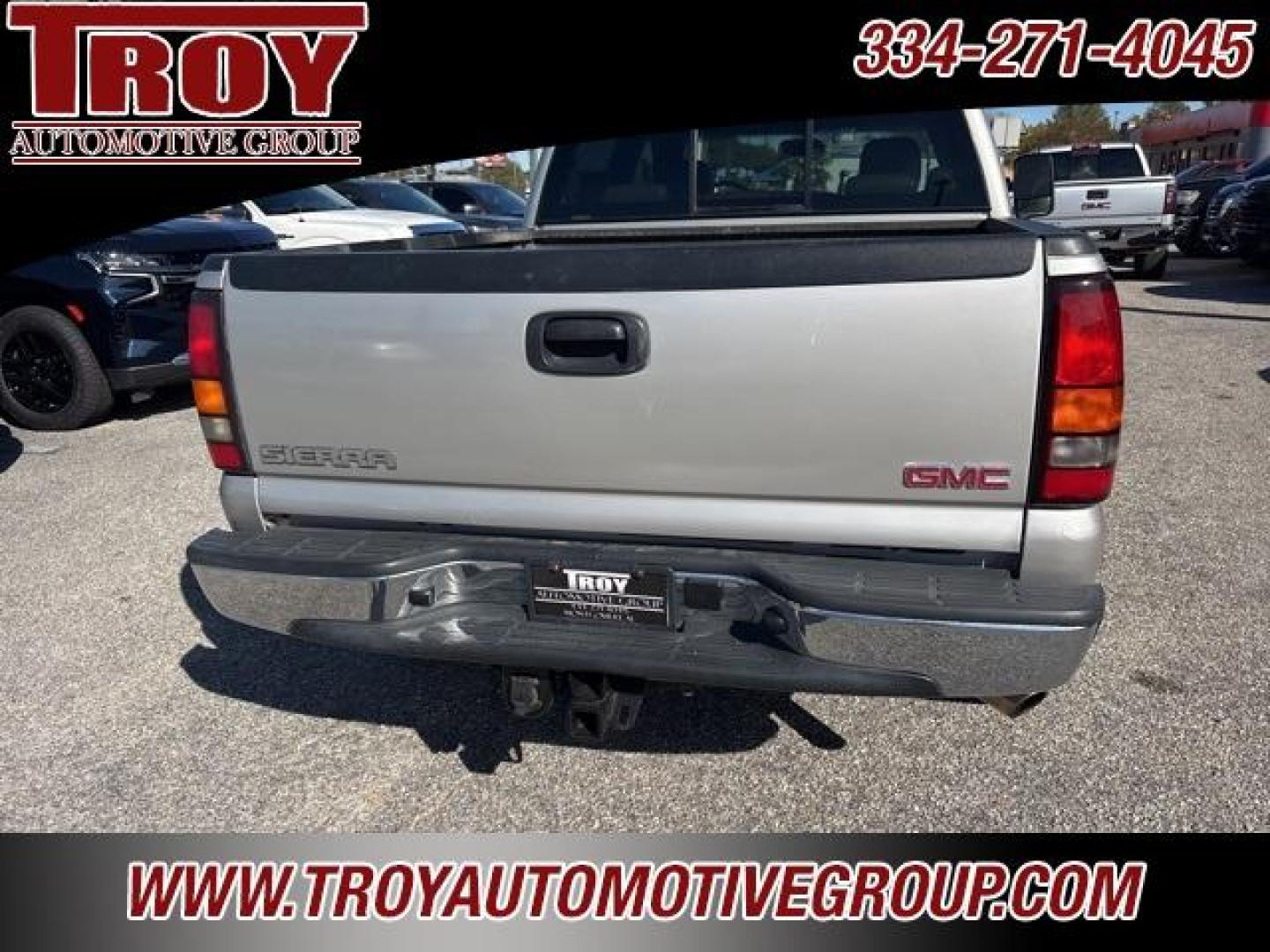 2006 Silver Birch Metallic /Pewter GMC Sierra 1500 SLT (2GTEK13T661) with an Vortec 5.3L V8 SFI engine, Automatic transmission, located at 6812 Atlanta Hwy, Montgomery, AL, 36117, (334) 271-4045, 32.382118, -86.178673 - Recent Arrival! Priced below KBB Fair Purchase Price!<br><br>Silver Birch Metallic 2006 GMC Sierra 1500 SLT 4WD Vortec 5.3L V8 SFI 4-Speed Automatic with Overdrive<br><br>Financing Available---Top Value for Trades. - Photo#7