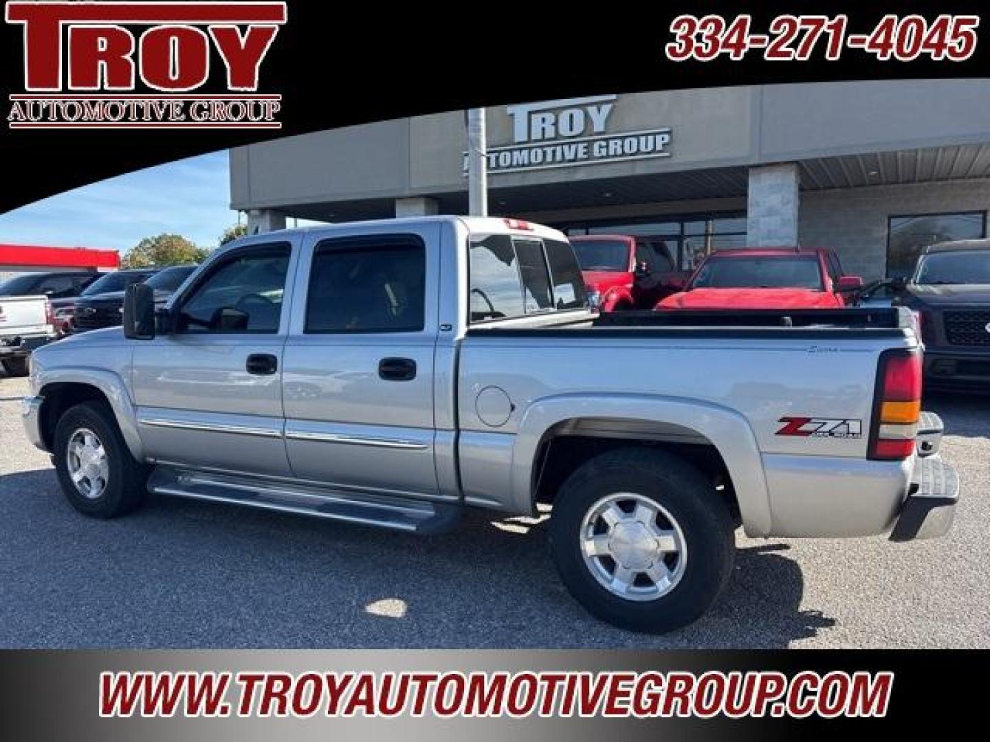 2006 Silver Birch Metallic /Pewter GMC Sierra 1500 SLT (2GTEK13T661) with an Vortec 5.3L V8 SFI engine, Automatic transmission, located at 6812 Atlanta Hwy, Montgomery, AL, 36117, (334) 271-4045, 32.382118, -86.178673 - Recent Arrival! Priced below KBB Fair Purchase Price!<br><br>Silver Birch Metallic 2006 GMC Sierra 1500 SLT 4WD Vortec 5.3L V8 SFI 4-Speed Automatic with Overdrive<br><br>Financing Available---Top Value for Trades. - Photo#10