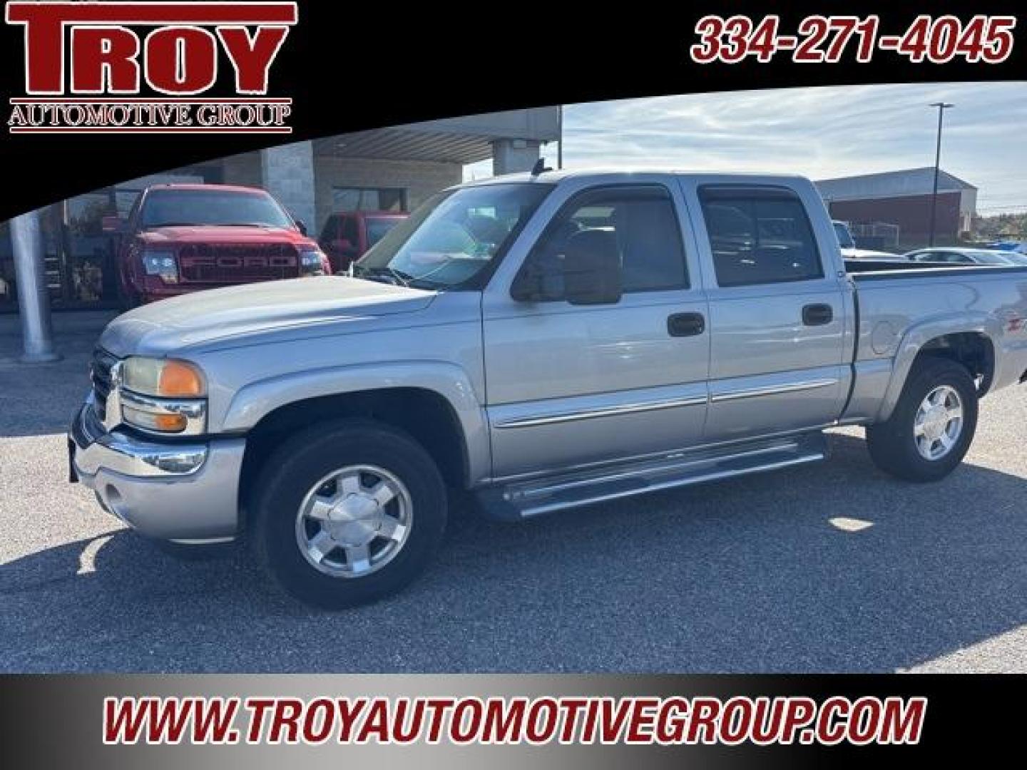 2006 Silver Birch Metallic /Pewter GMC Sierra 1500 SLT (2GTEK13T661) with an Vortec 5.3L V8 SFI engine, Automatic transmission, located at 6812 Atlanta Hwy, Montgomery, AL, 36117, (334) 271-4045, 32.382118, -86.178673 - Recent Arrival! Priced below KBB Fair Purchase Price!<br><br>Silver Birch Metallic 2006 GMC Sierra 1500 SLT 4WD Vortec 5.3L V8 SFI 4-Speed Automatic with Overdrive<br><br>Financing Available---Top Value for Trades. - Photo#11