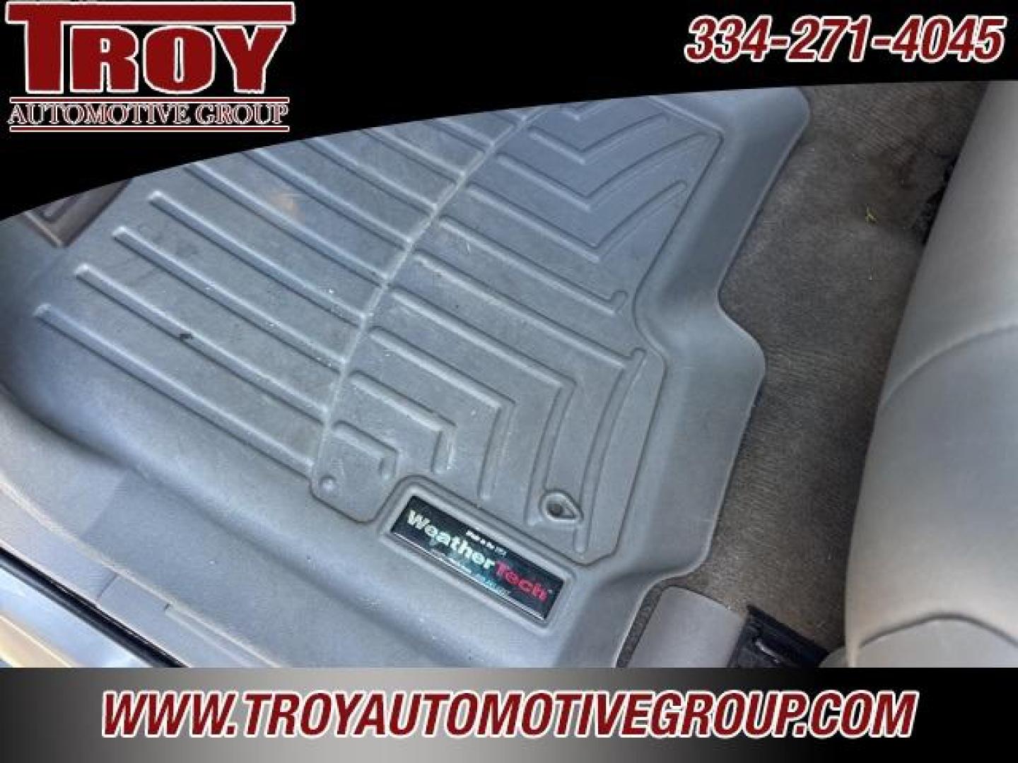 2006 Silver Birch Metallic /Pewter GMC Sierra 1500 SLT (2GTEK13T661) with an Vortec 5.3L V8 SFI engine, Automatic transmission, located at 6812 Atlanta Hwy, Montgomery, AL, 36117, (334) 271-4045, 32.382118, -86.178673 - Recent Arrival! Priced below KBB Fair Purchase Price!<br><br>Silver Birch Metallic 2006 GMC Sierra 1500 SLT 4WD Vortec 5.3L V8 SFI 4-Speed Automatic with Overdrive<br><br>Financing Available---Top Value for Trades. - Photo#46