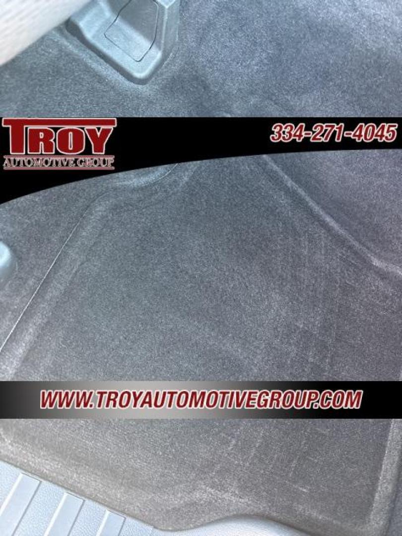 2015 Blue /Gray Ford F-150 XLT (1FTEX1CGXFF) with an 3.5L V6 engine, Automatic transmission, located at 6812 Atlanta Hwy, Montgomery, AL, 36117, (334) 271-4045, 32.382118, -86.178673 - Power Driver Seat!!<br>Heated Seats!!<br>Tow Package!!<br>Locking Slip Differential!<br>Chrome Step Bars!!<br>Bed Cover!! - Photo#13