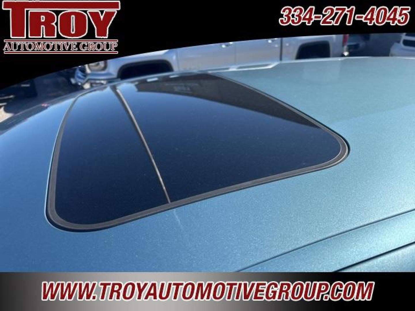 2009 Brilliant Blue Metallic /Off-Black Volvo V50 2.4i (YV1MW382692) with an 2.4L 5-Cylinder MPI DOHC engine, Automatic transmission, located at 6812 Atlanta Hwy, Montgomery, AL, 36117, (334) 271-4045, 32.382118, -86.178673 - Power Sunroof!!<br>Leather Interior!!<br>2-Master Remote Keys!!<br>Heated Seats!! - Photo#15