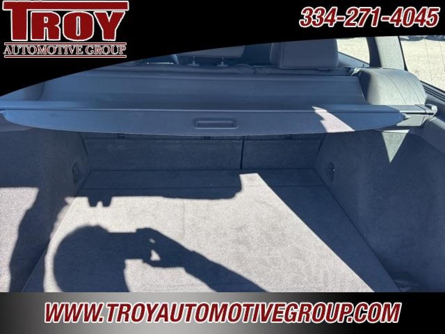 2009 Brilliant Blue Metallic /Off-Black Volvo V50 2.4i (YV1MW382692) with an 2.4L 5-Cylinder MPI DOHC engine, Automatic transmission, located at 6812 Atlanta Hwy, Montgomery, AL, 36117, (334) 271-4045, 32.382118, -86.178673 - Power Sunroof!!<br>Leather Interior!!<br>2-Master Remote Keys!!<br>Heated Seats!! - Photo#25