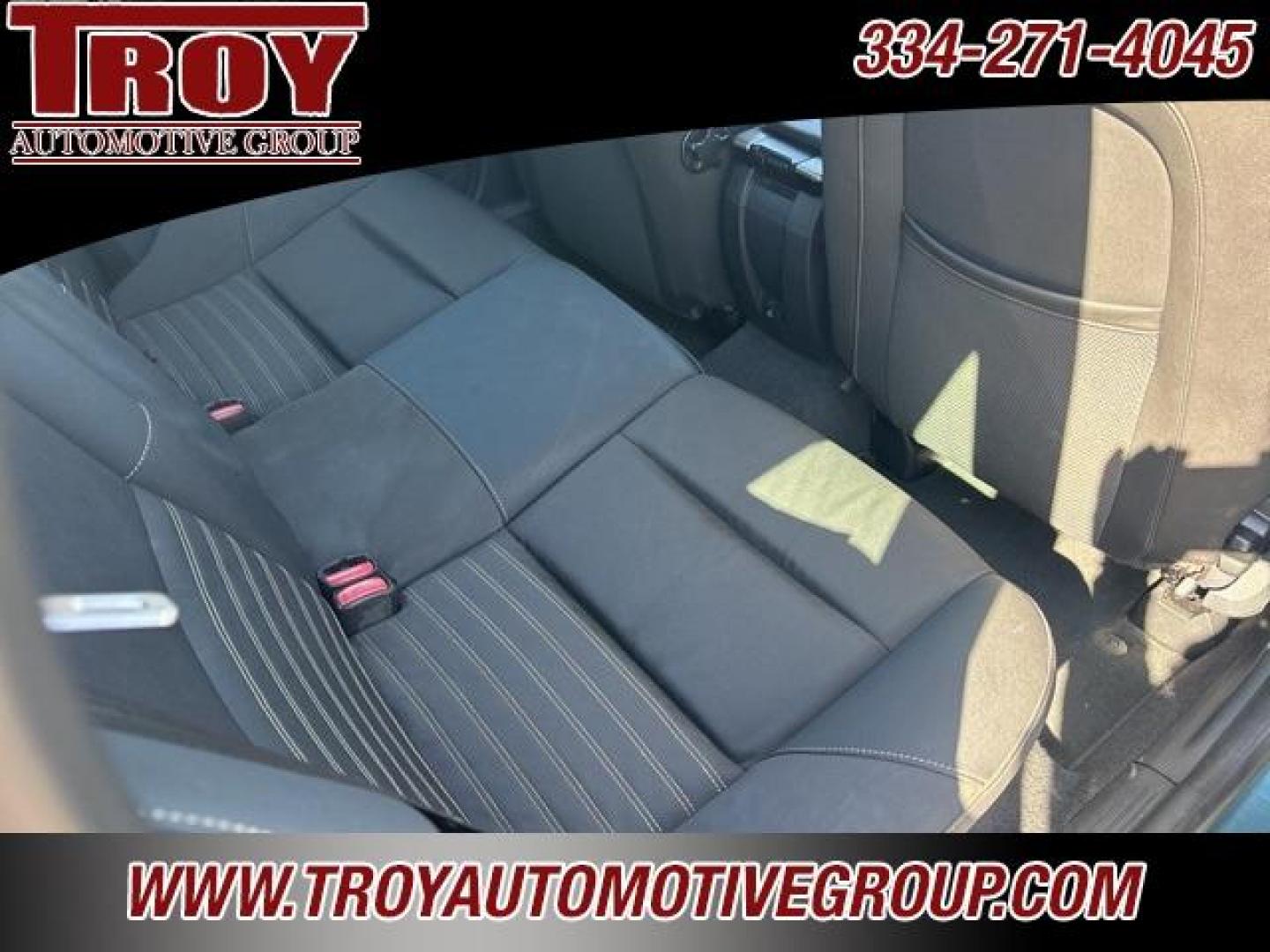 2009 Brilliant Blue Metallic /Off-Black Volvo V50 2.4i (YV1MW382692) with an 2.4L 5-Cylinder MPI DOHC engine, Automatic transmission, located at 6812 Atlanta Hwy, Montgomery, AL, 36117, (334) 271-4045, 32.382118, -86.178673 - Power Sunroof!!<br>Leather Interior!!<br>2-Master Remote Keys!!<br>Heated Seats!! - Photo#27