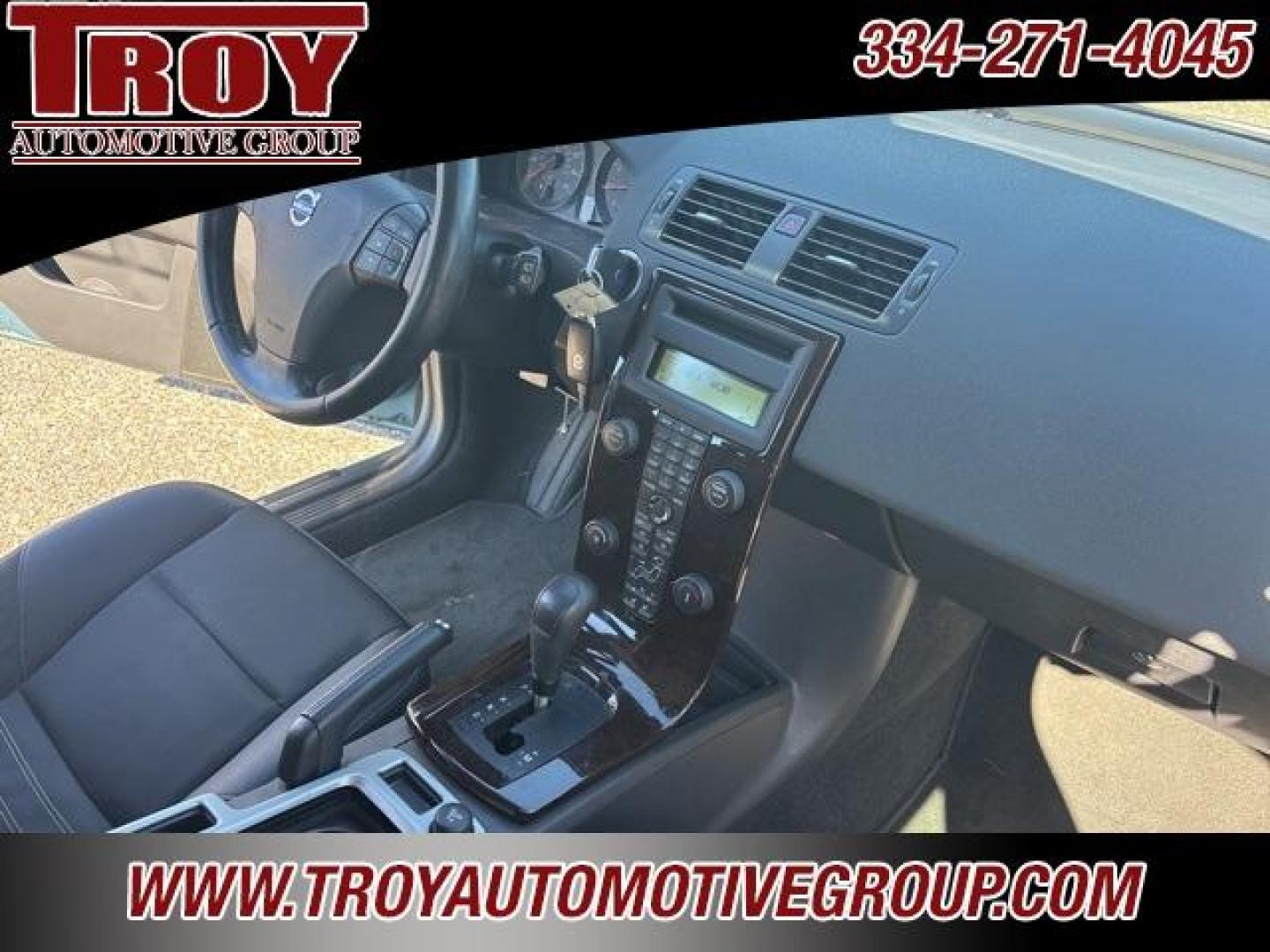 2009 Brilliant Blue Metallic /Off-Black Volvo V50 2.4i (YV1MW382692) with an 2.4L 5-Cylinder MPI DOHC engine, Automatic transmission, located at 6812 Atlanta Hwy, Montgomery, AL, 36117, (334) 271-4045, 32.382118, -86.178673 - Power Sunroof!!<br>Leather Interior!!<br>2-Master Remote Keys!!<br>Heated Seats!! - Photo#30