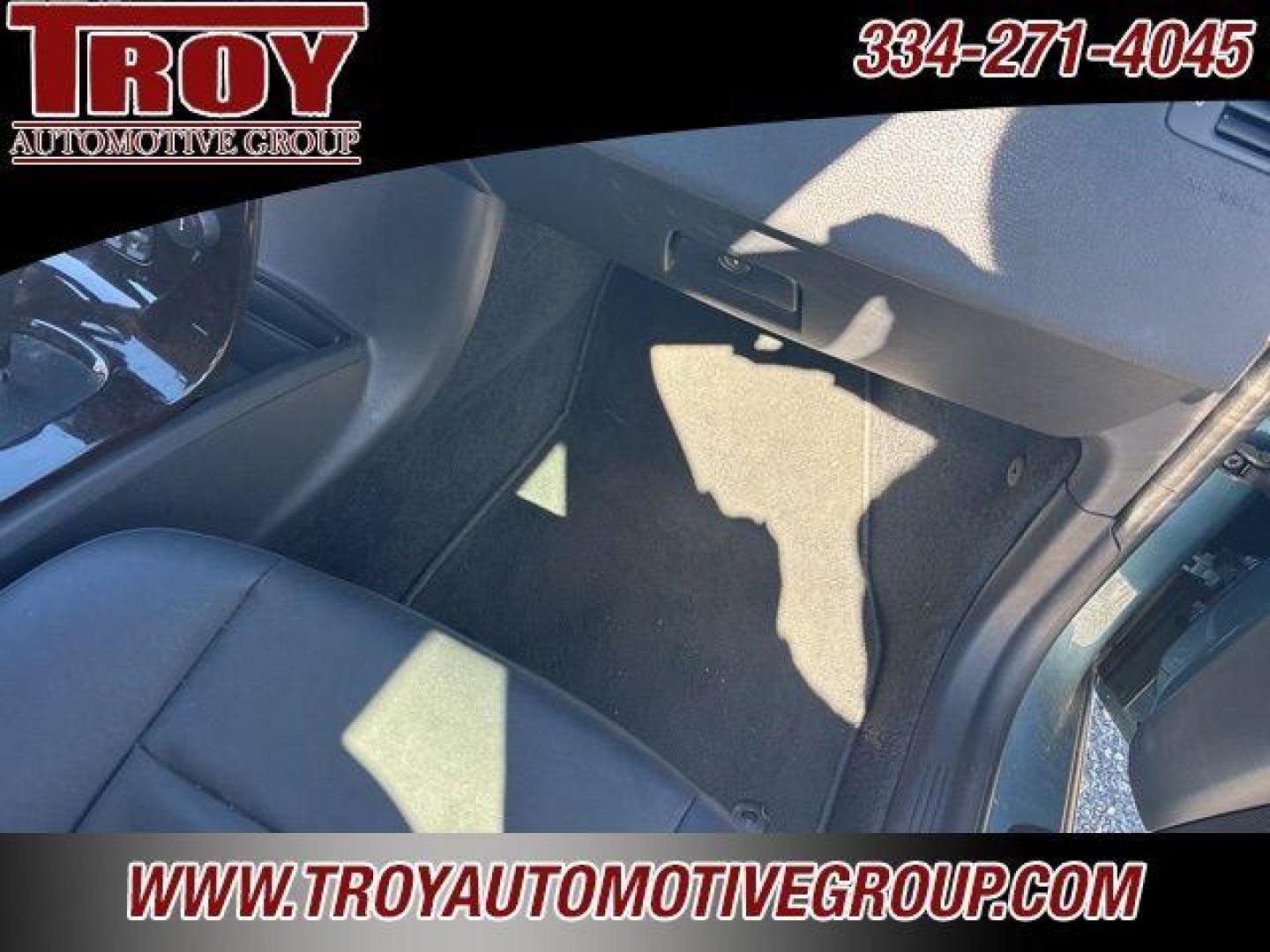 2009 Brilliant Blue Metallic /Off-Black Volvo V50 2.4i (YV1MW382692) with an 2.4L 5-Cylinder MPI DOHC engine, Automatic transmission, located at 6812 Atlanta Hwy, Montgomery, AL, 36117, (334) 271-4045, 32.382118, -86.178673 - Photo#31